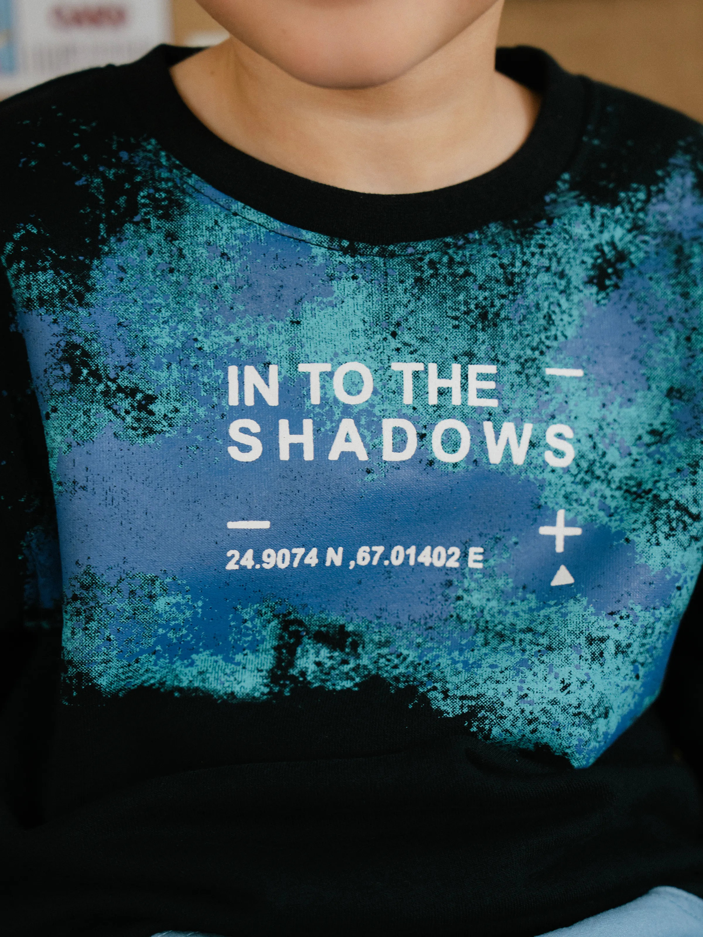 Crew Neck Graphic Sweatshirt - EBTSS24-016 - Image 4