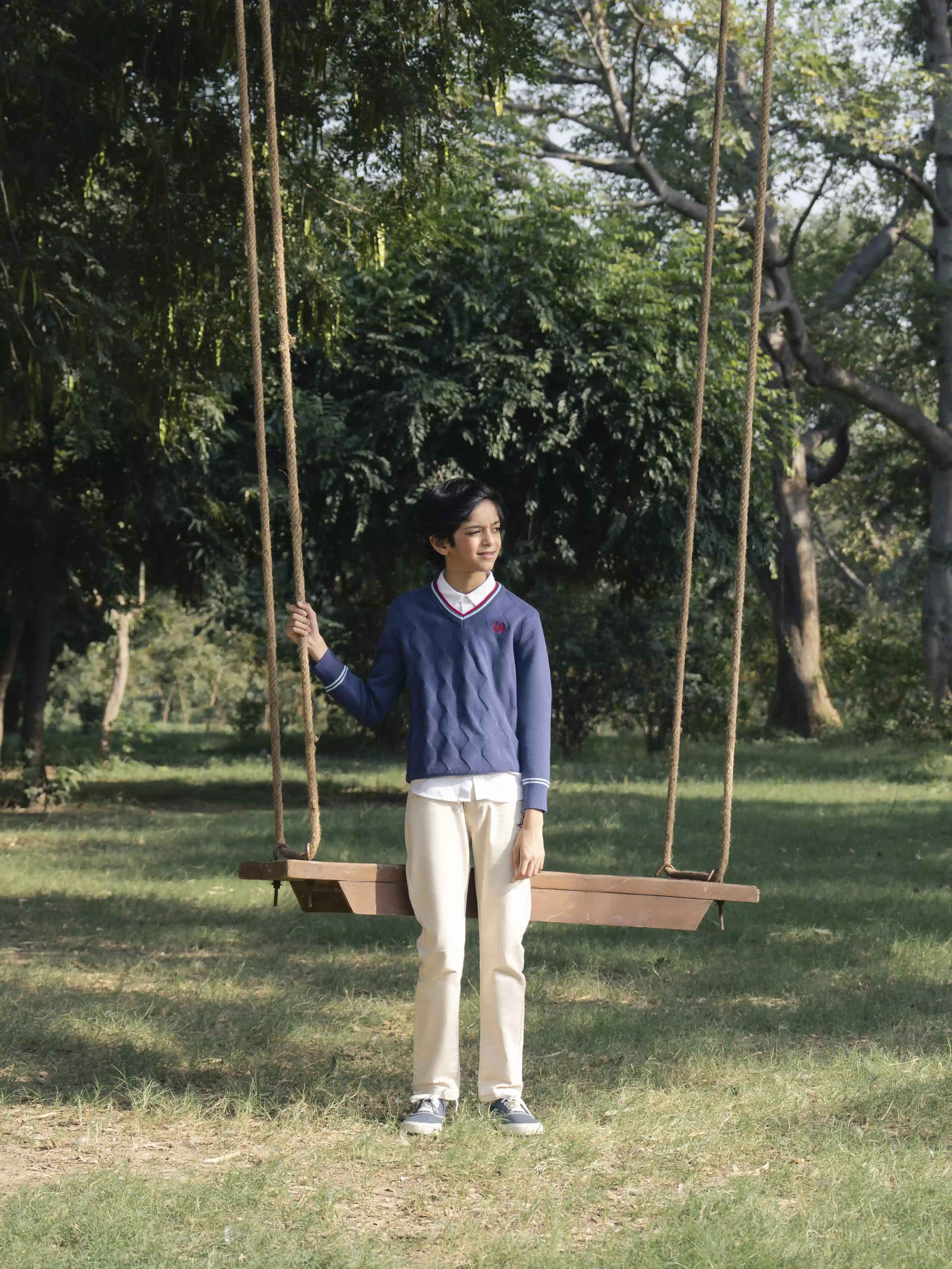V-Neck Basic Sweater - EBTSWT5-012