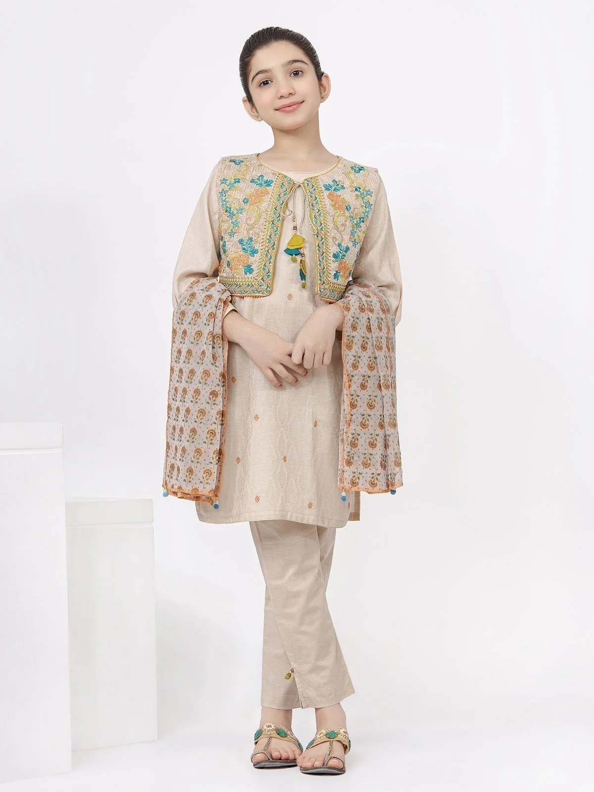 Embroidered Cotton Suit - EGTP21-22143