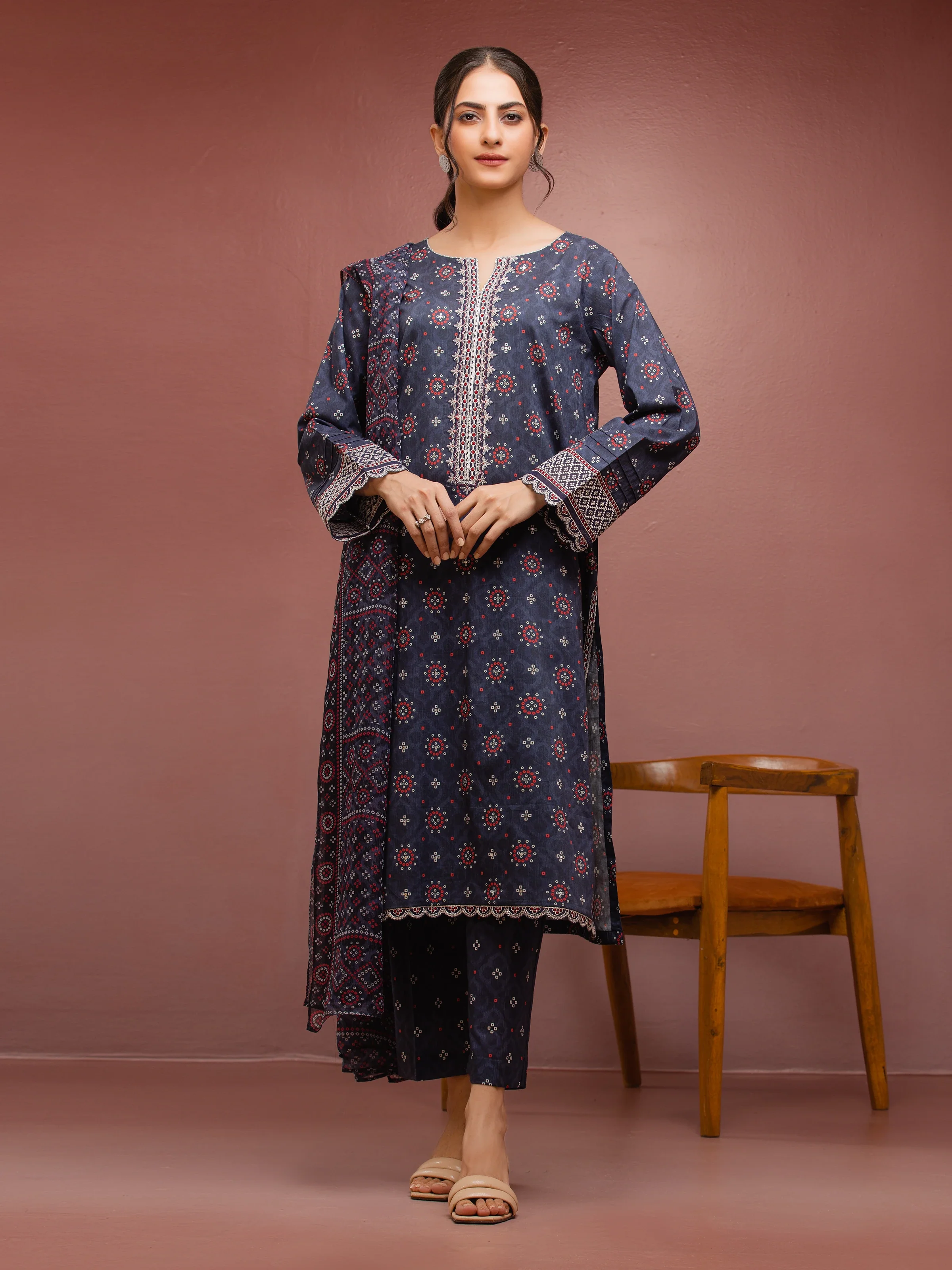 Embroidered Cambric Suit - EWU5V2-31043-3P