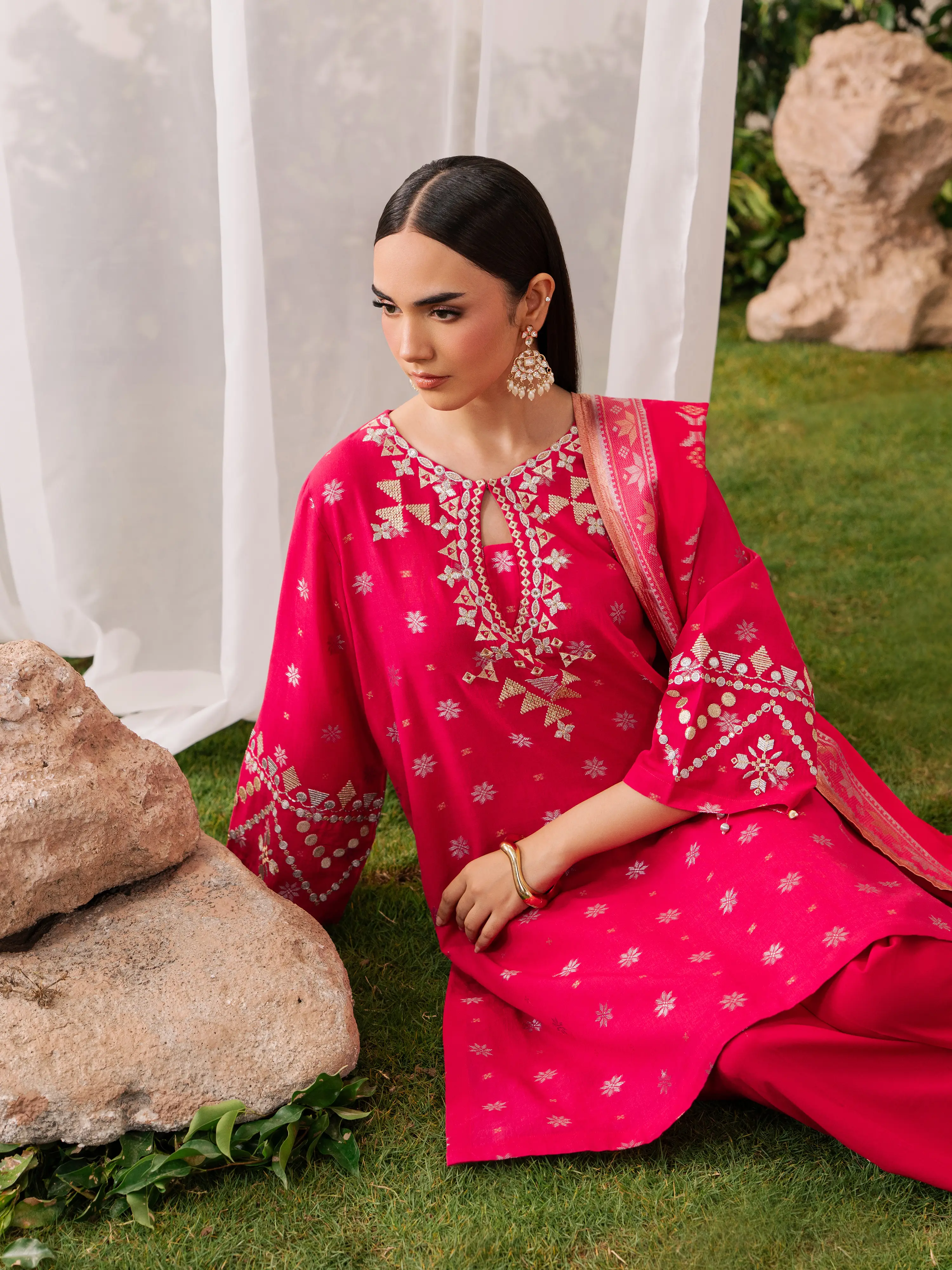Embroidered Jacquard Suit - EWTKED6-86276-3P - Image 3