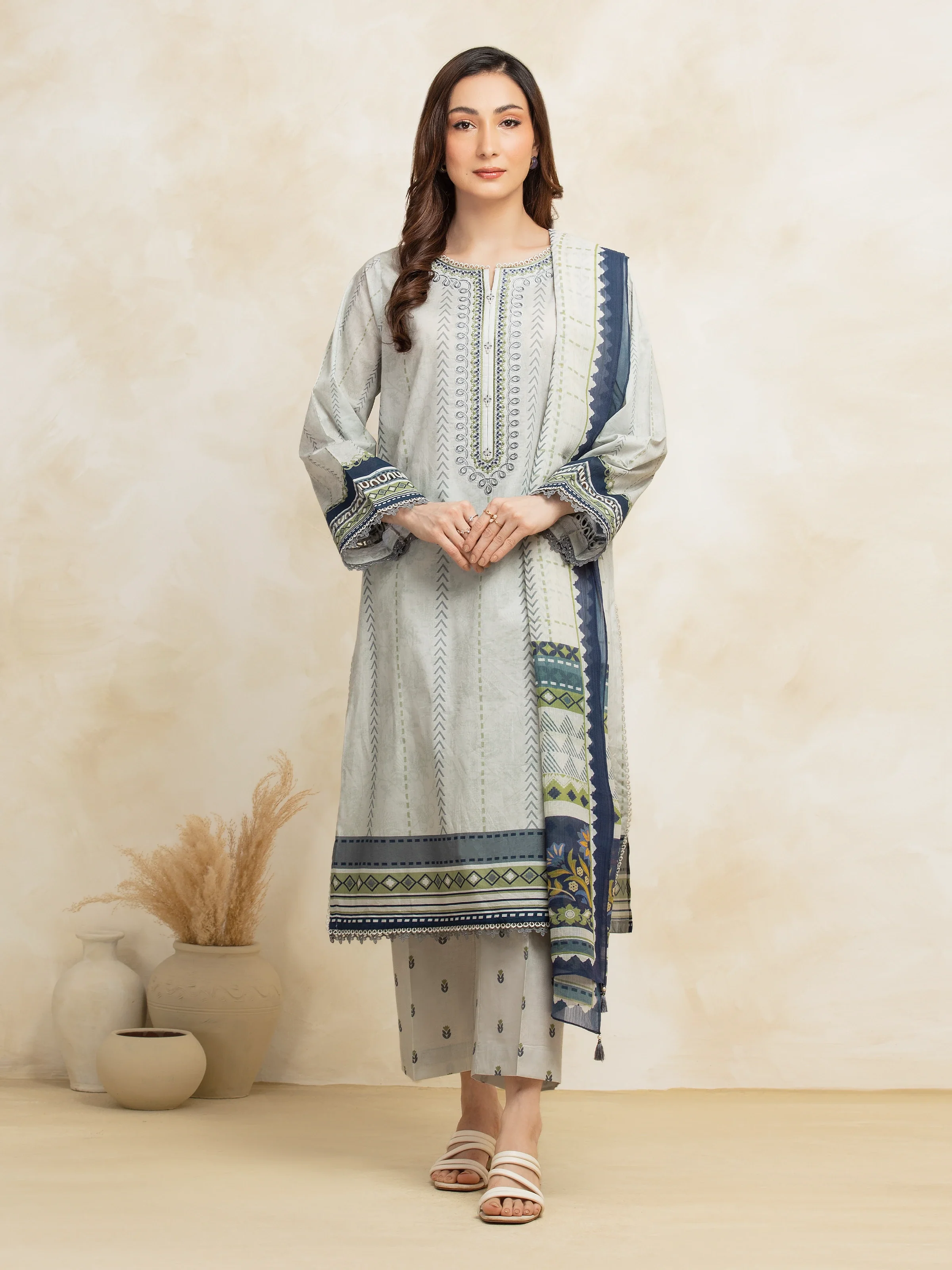 Embroidered Lawn  Shirt - EWU5V1-31320S