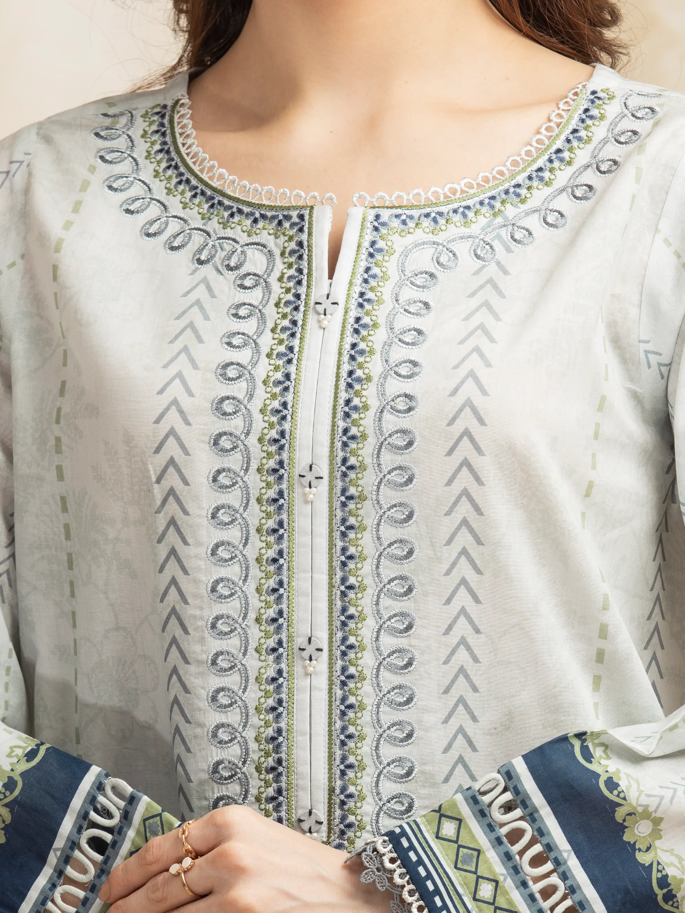 Embroidered Lawn  Shirt - EWU5V1-31320S - Image 3