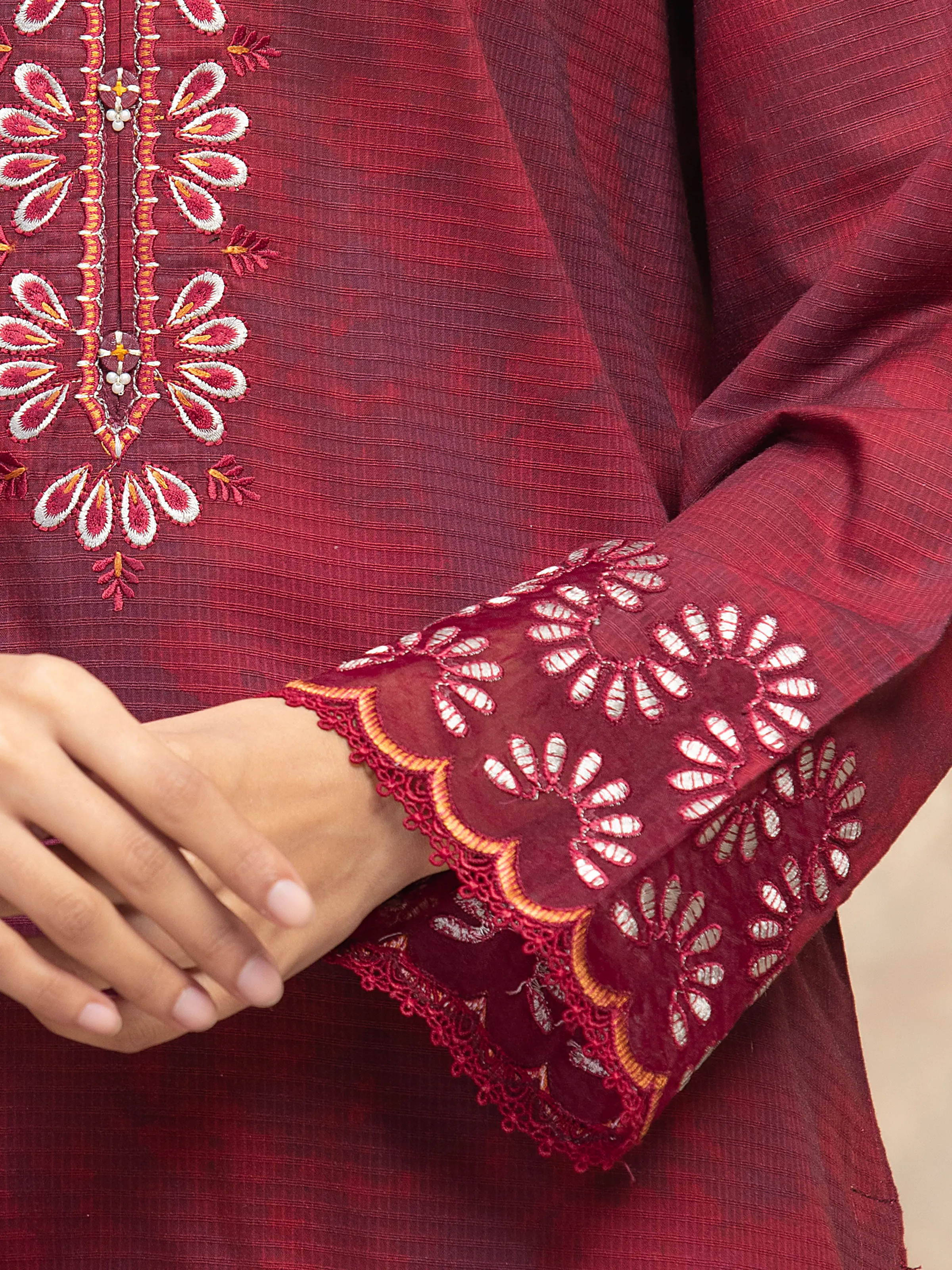 Embroidered Lawn Shirt - EWU5V1-31904S - Image 4