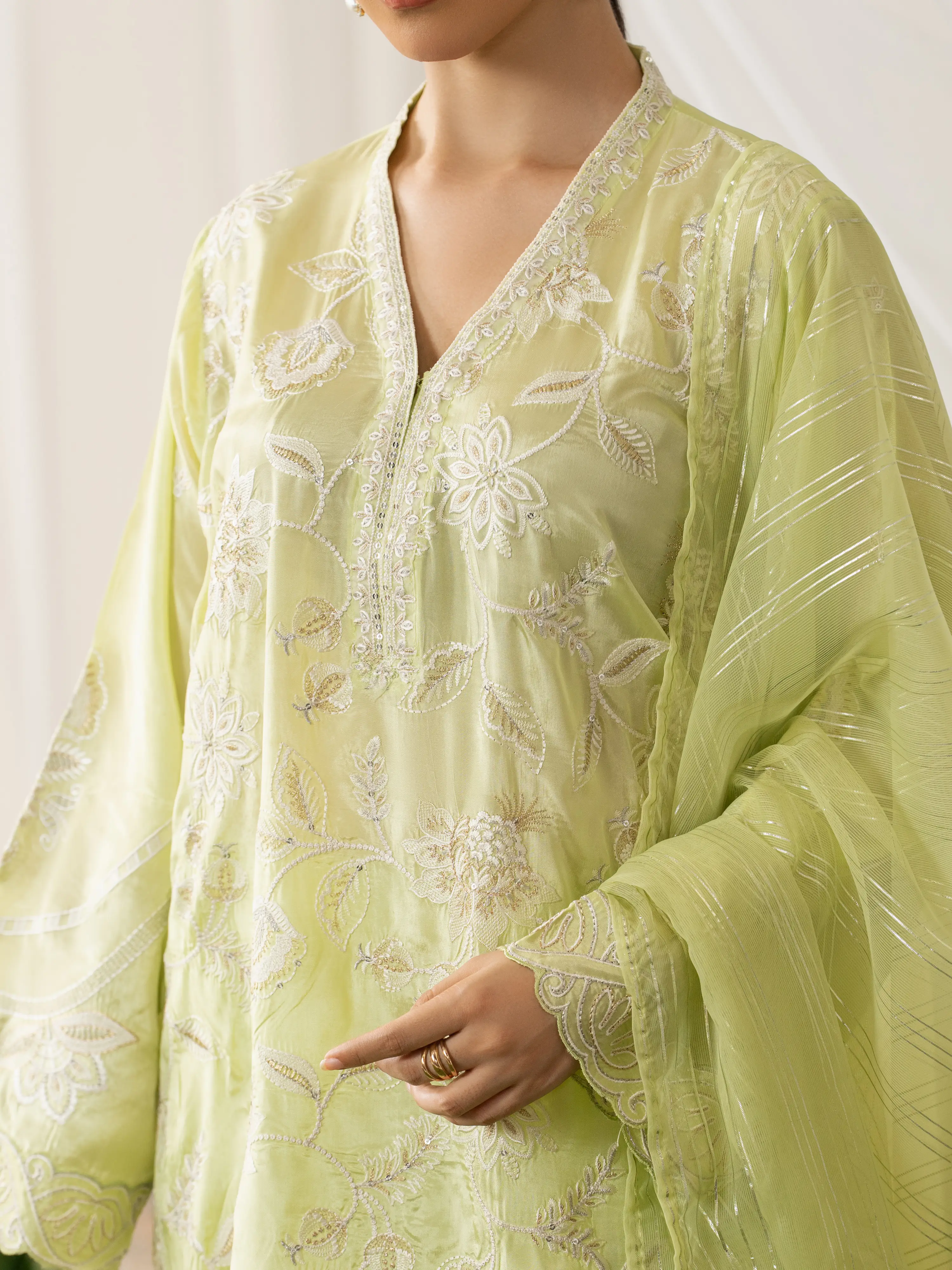 Embroidered Silk Suit - EWTPLED6-00062-3P - Image 3