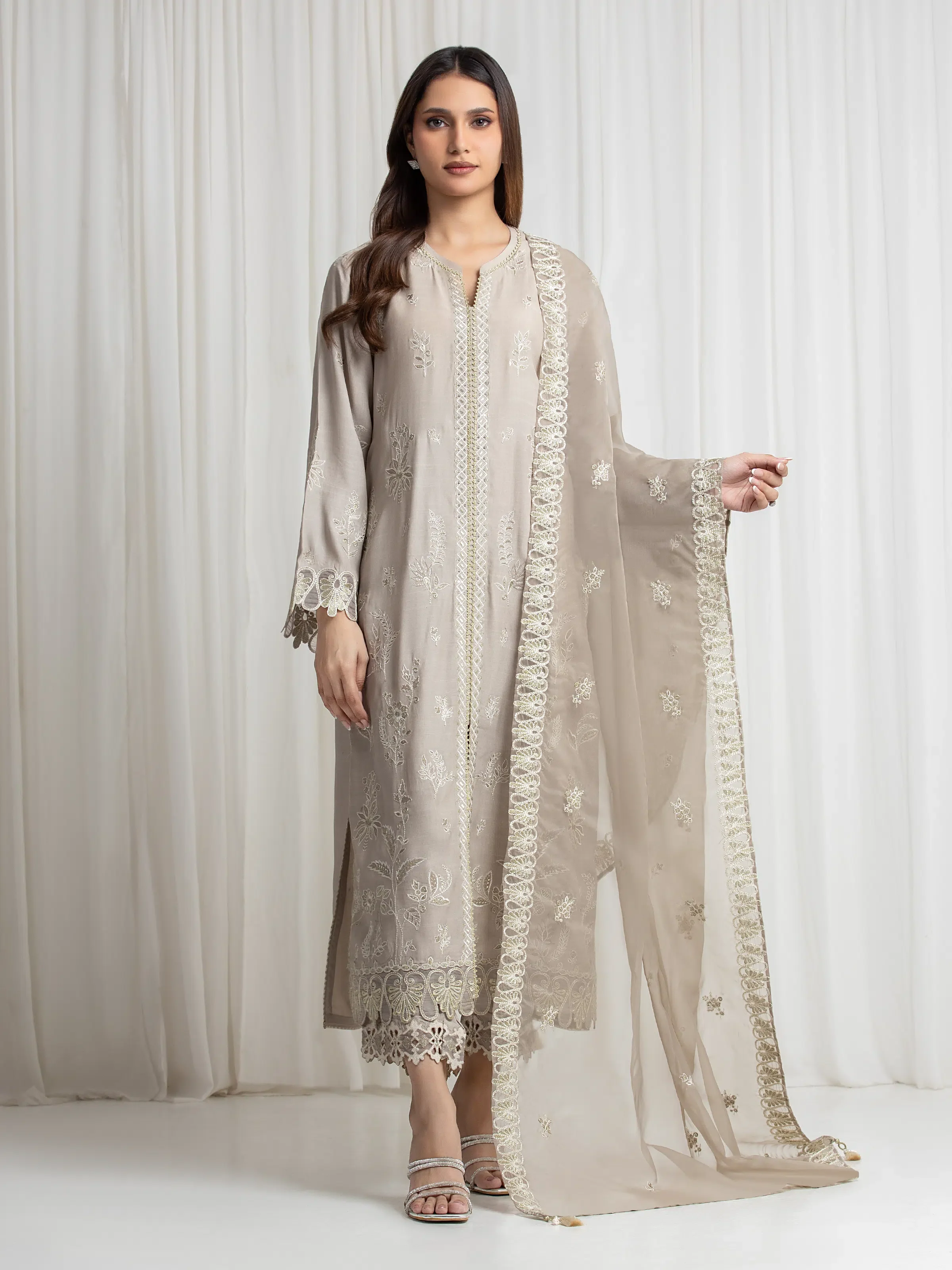 Embroidered Silk Suit - EWU6V16-32098-3P