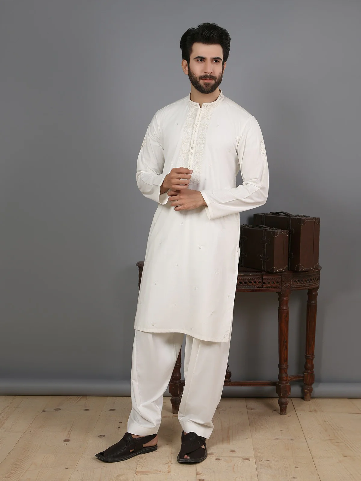 Embroidered Viscose Shalwar Kameez - EMTSC19-040 - Image 4