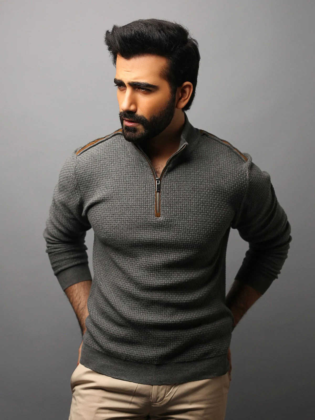 Quarter Zip-Up Sweatshirt - EMTSS18-002