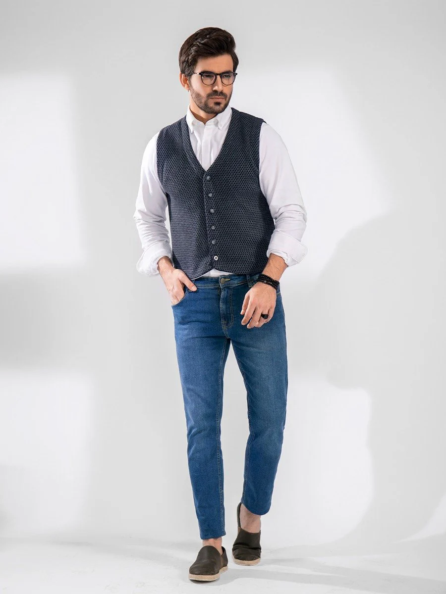 Textured Sleeveless Cardigan - EMTSWT20-023