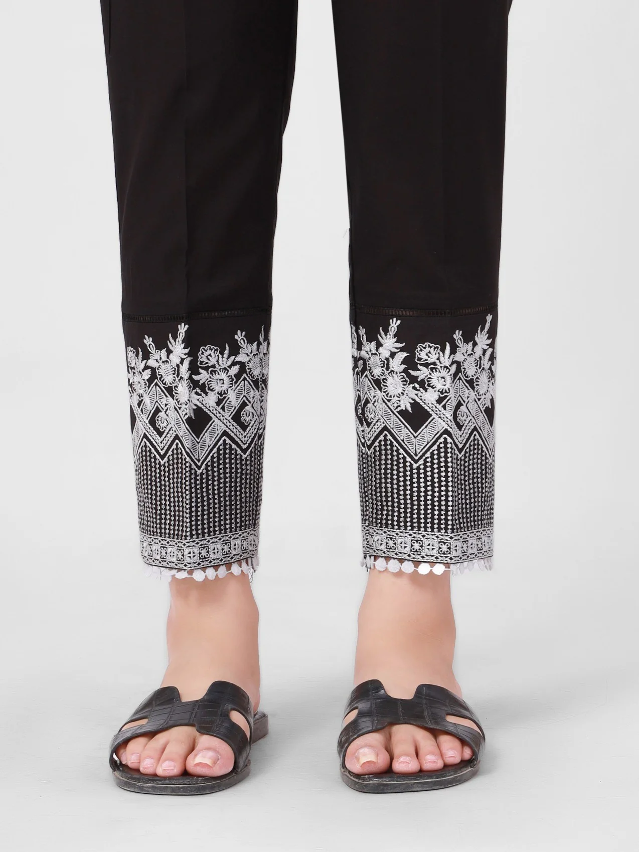 Embroidered Cambric Trouser - EWBE21-76263