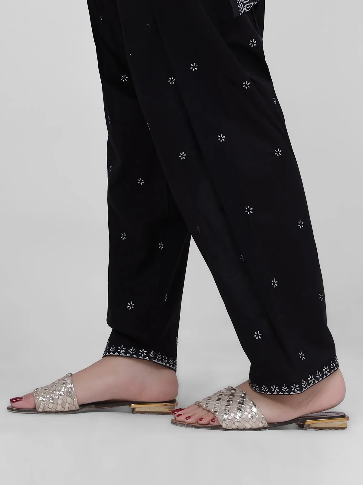 Embroidered Satin Trouser - EWBE21-76288