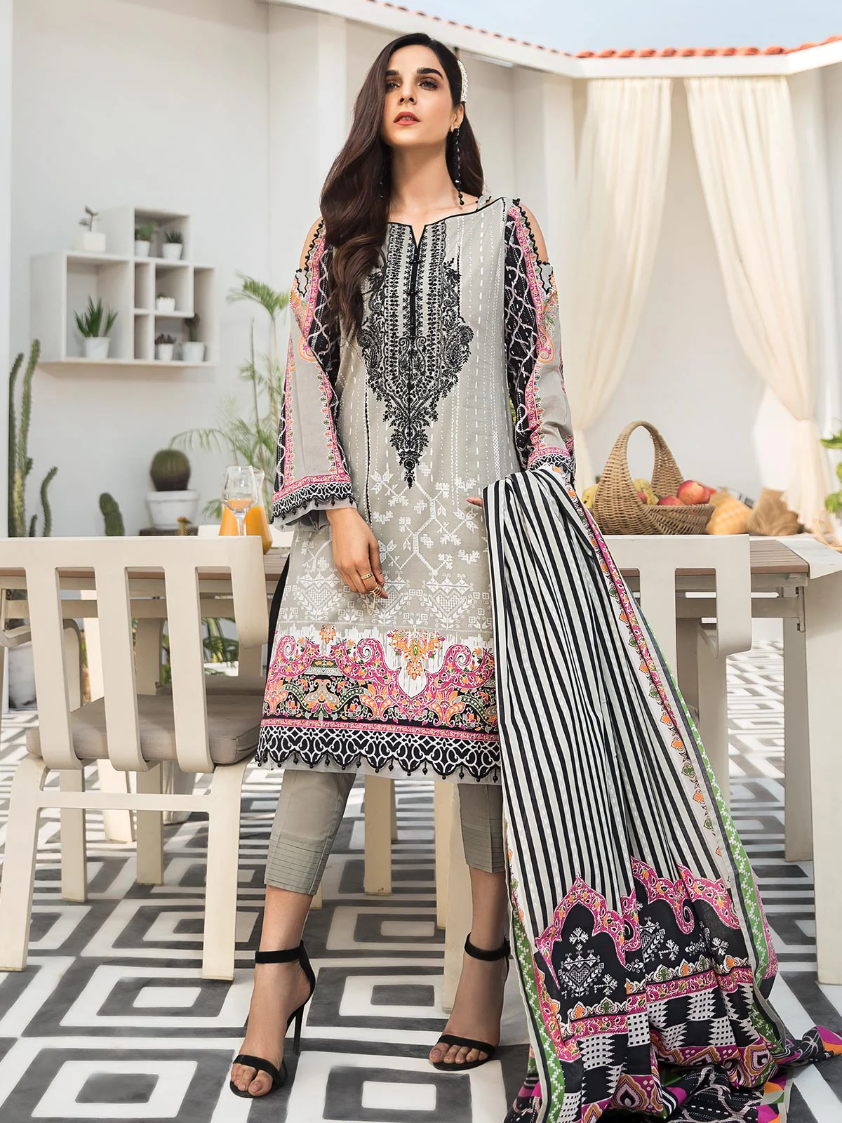 Embroidered Suit - EWU20V1-19931