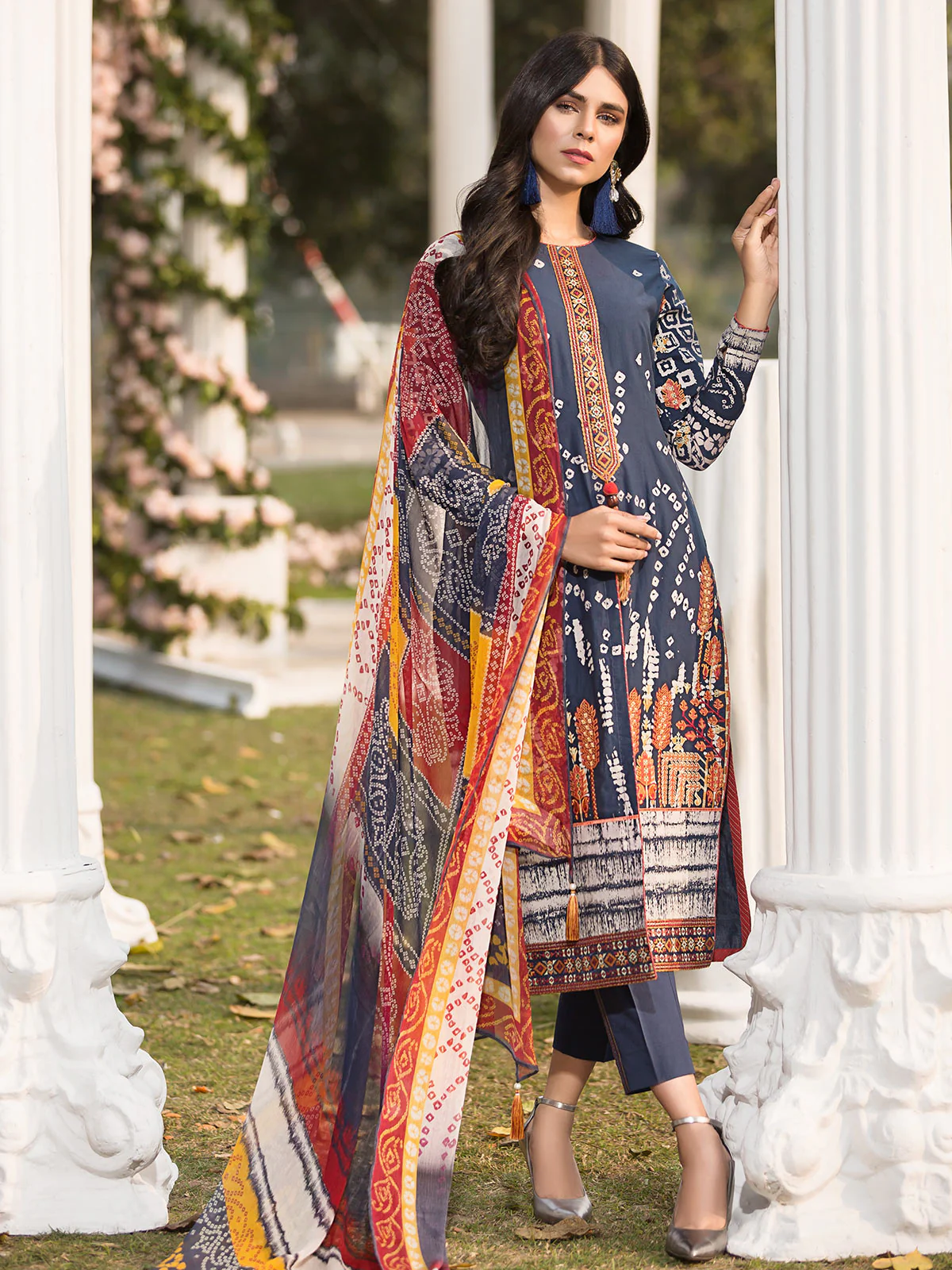 Embroidered Lawn Suit - EWU20V4-19989