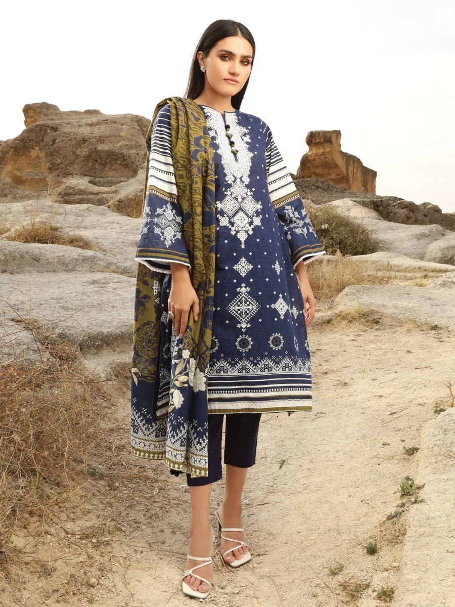 Embroidered Khaddar Suit - EWU20W12-20179