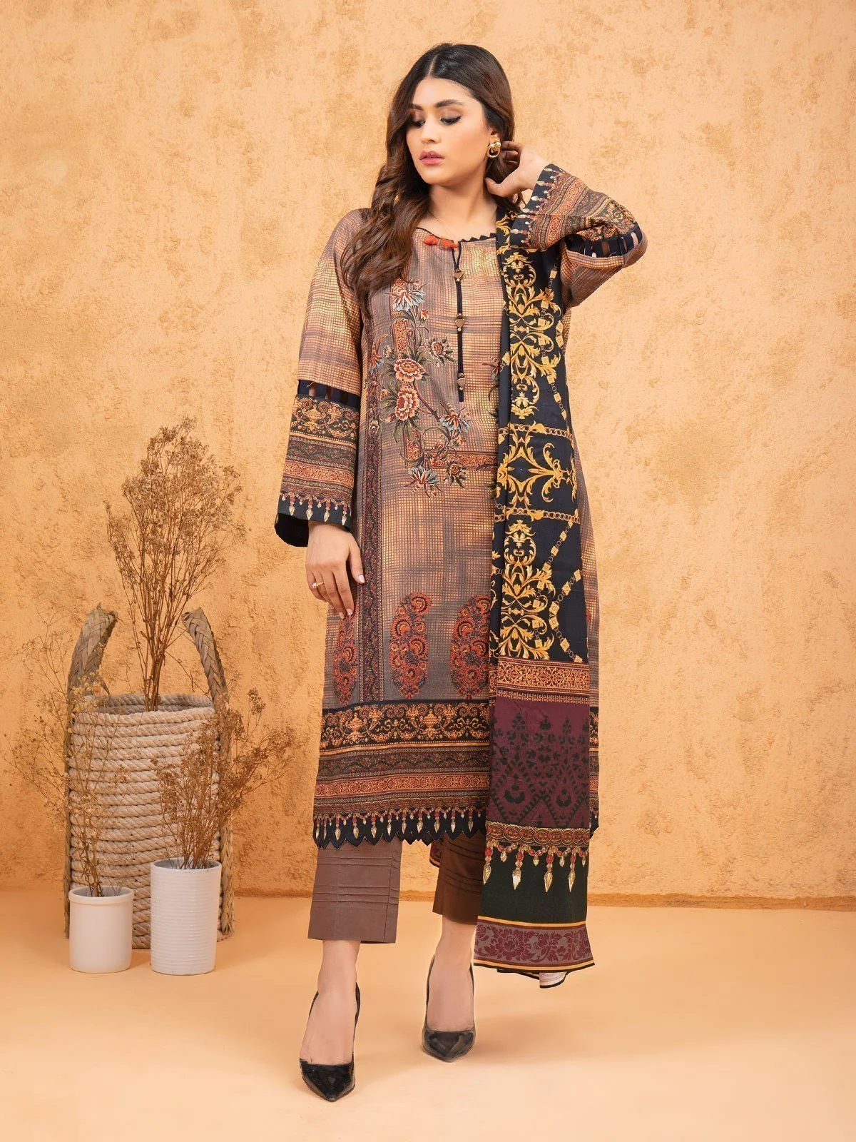 Printed Viscose Suit - EWU21A10-21386