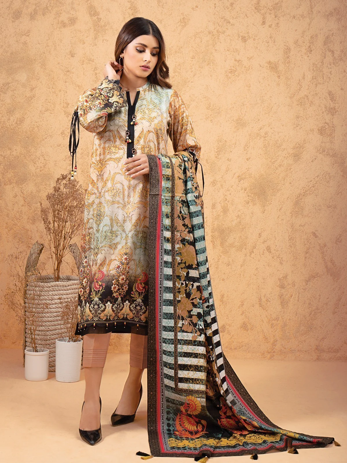 Printed Viscose Suit - EWU21A10-21387