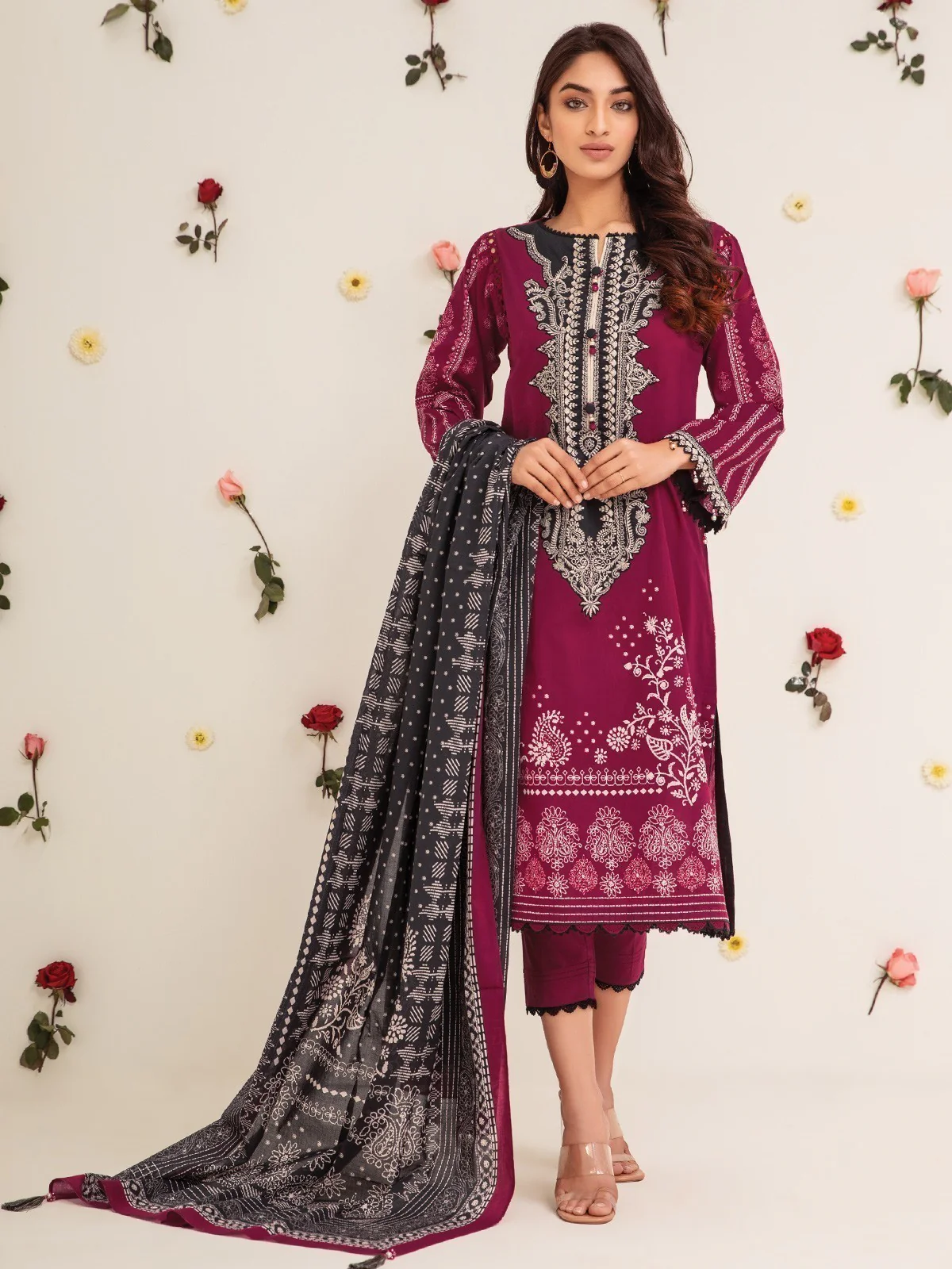 Embroidered Lawn Suit - EWU21V2-20418