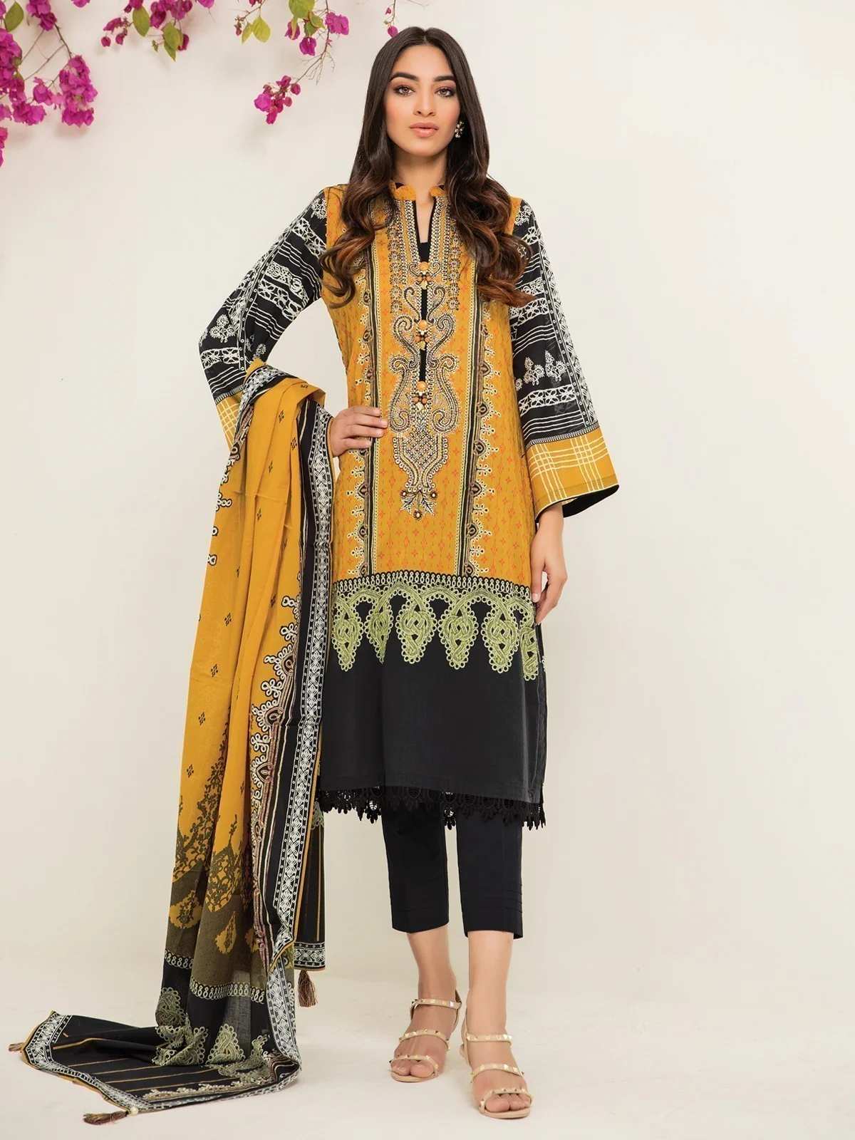 Embroidered Lawn Suit - EWU21V2-20422