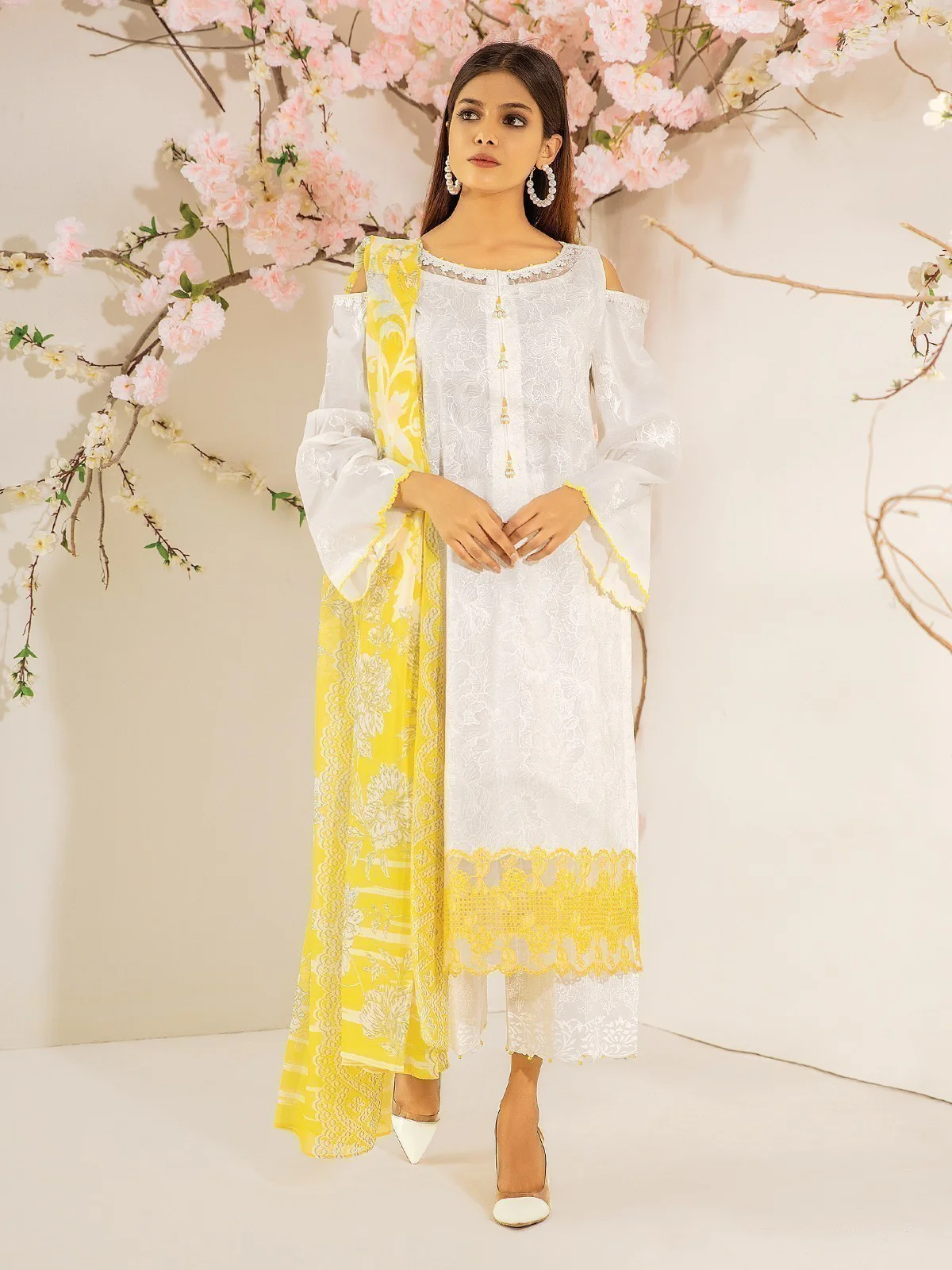 Embroidered Lawn Suit - EWU21V2-20460
