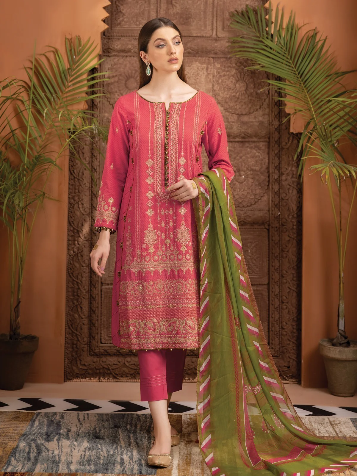 Embroidered Jacquard Suit - EWU21V2-21128
