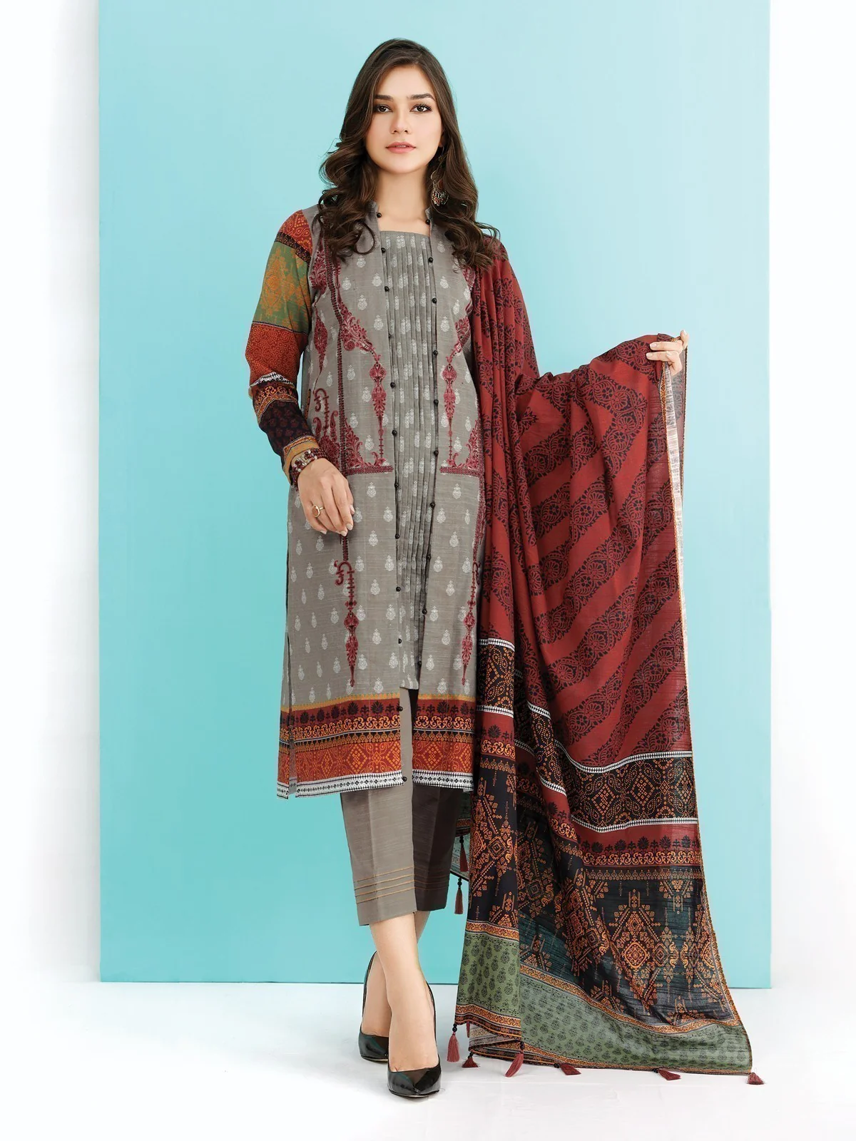 Embroidered Khaddar Suit - EWU21V8-21678
