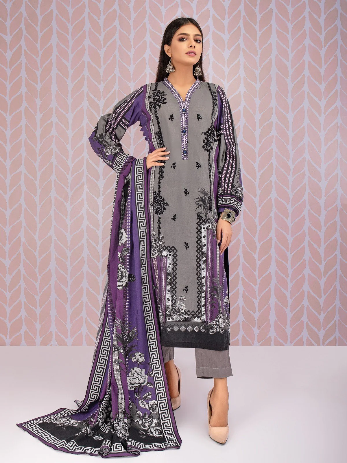 Embroidered Khaddar Suit - EWU21V8-21687