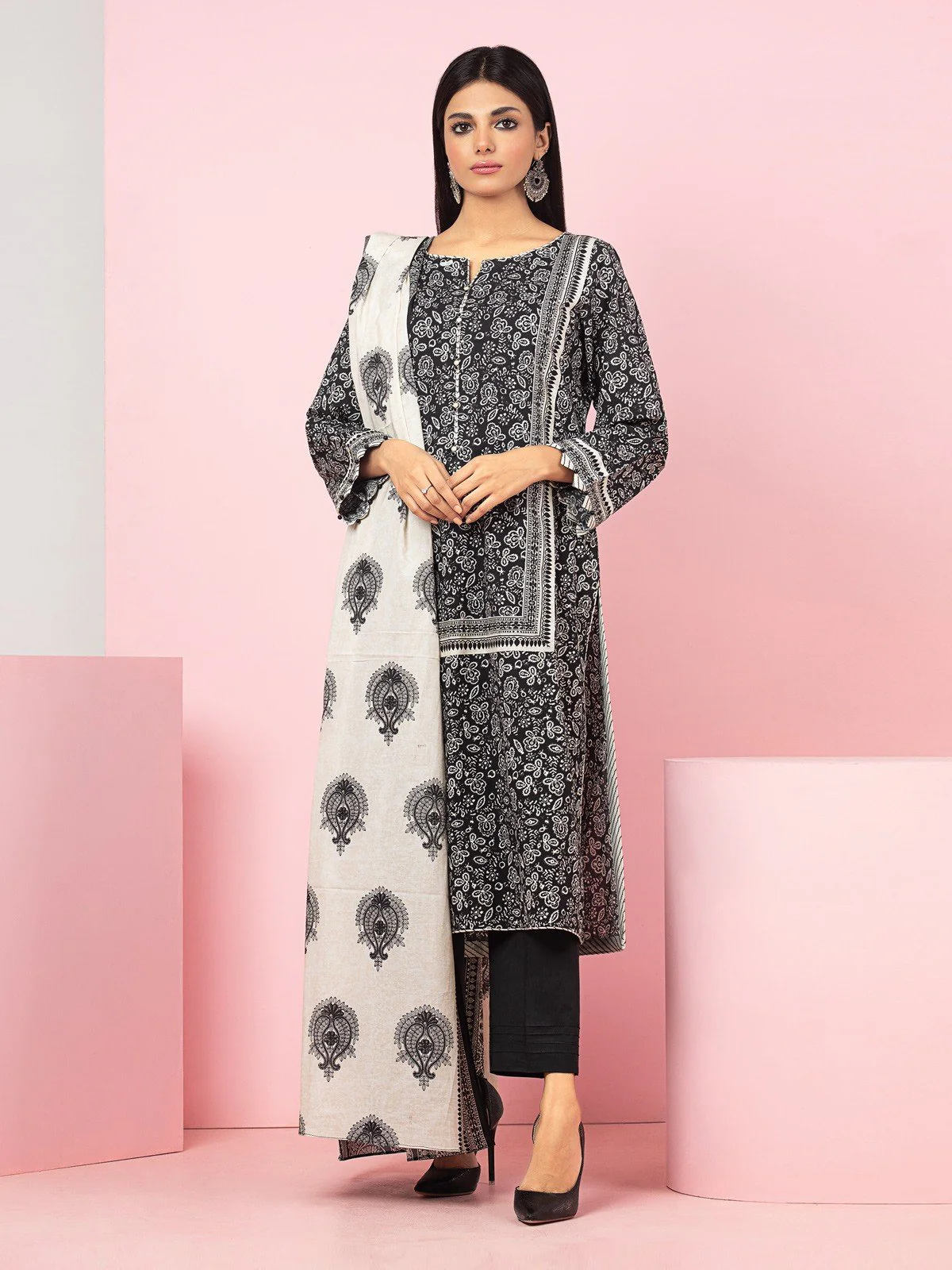 Printed Khaddar Suit - EWU22A3-24254