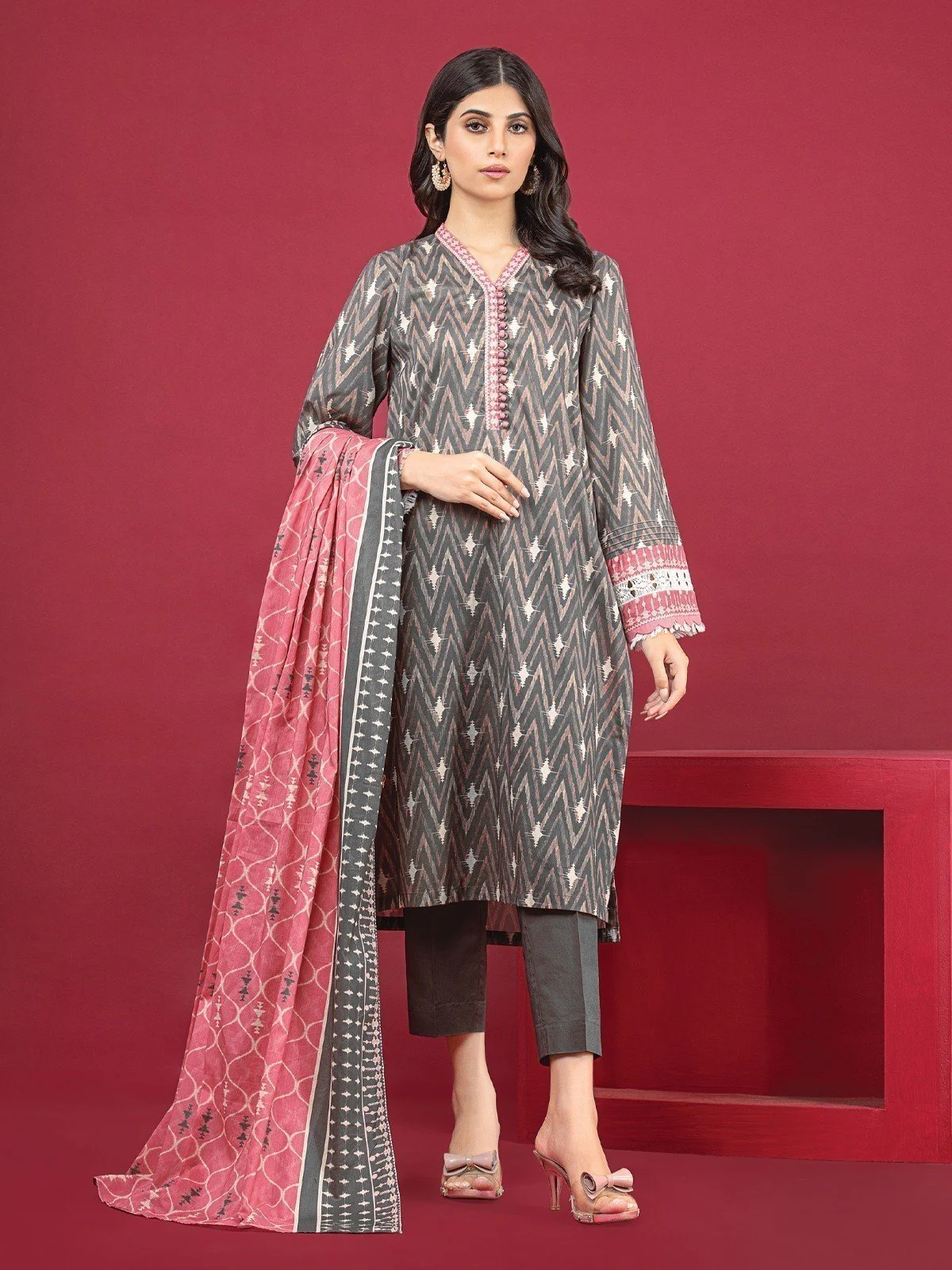 Printed Khaddar Suit - EWU22A3-24416