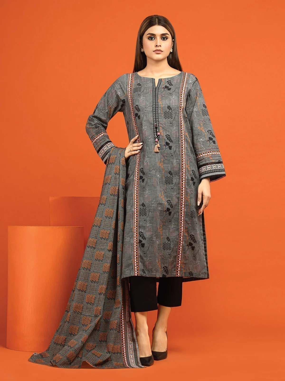 Printed Khaddar Shirt Dupatta - EWU22A3-24530