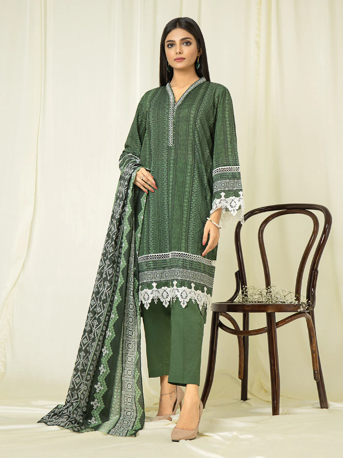 Embroidered Lawn Shirt - EWU22V1-23553S