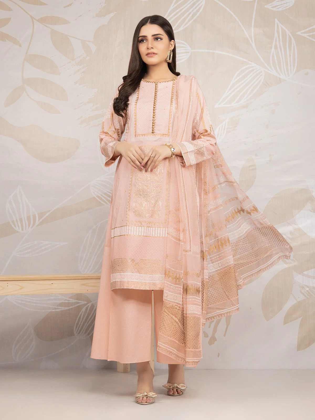 Embroidered Lawn Suit - EWU22V1-23590