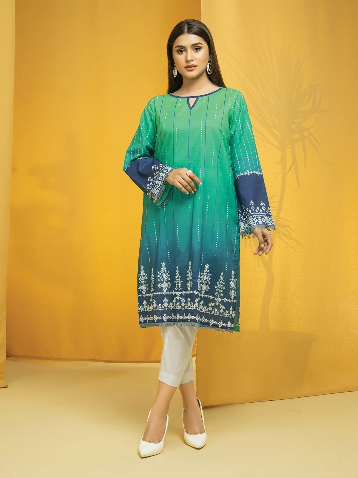 Embroidered Lawn Shirt - EWU22V1-23638