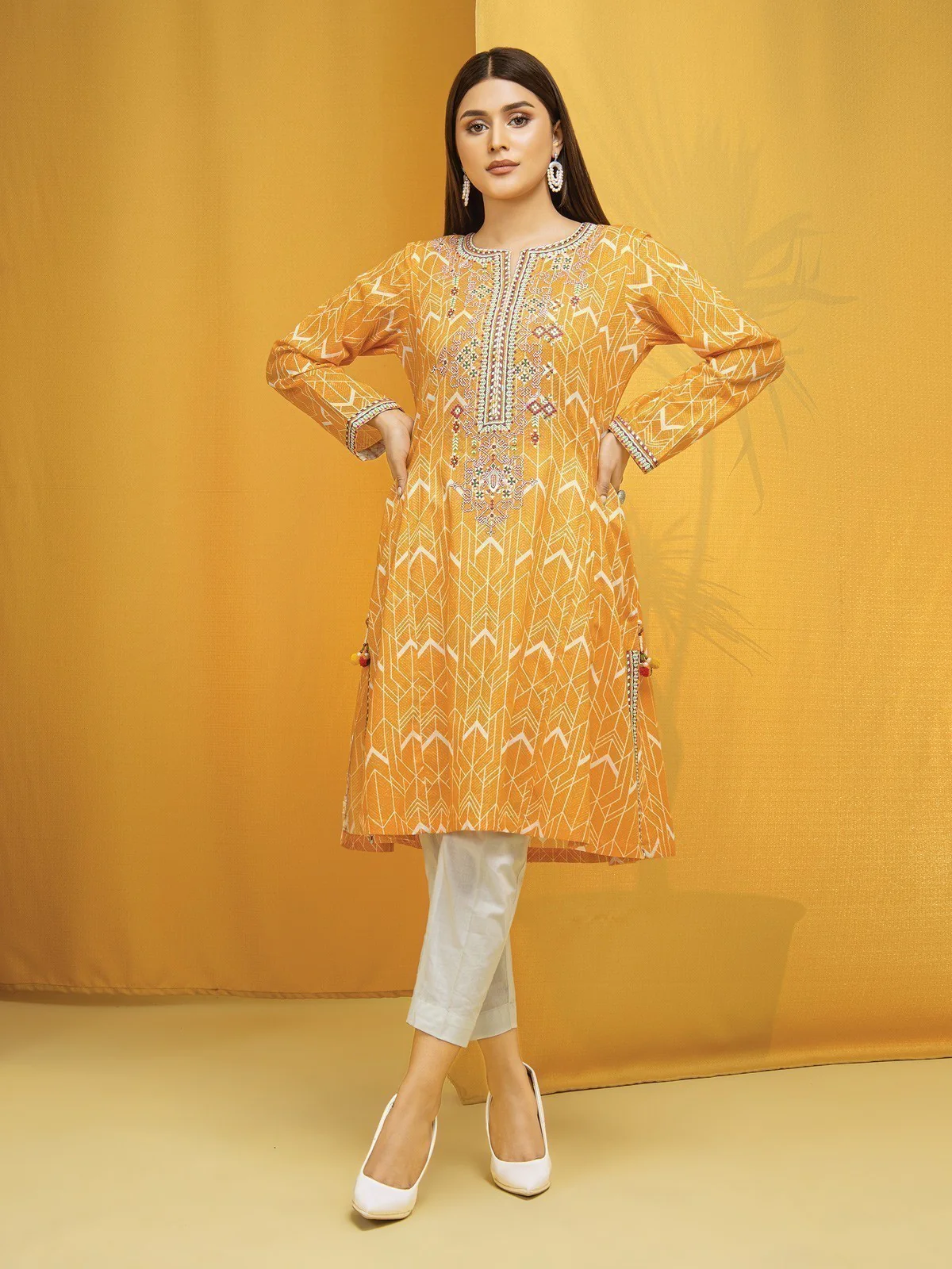 Embroidered Lawn Shirt - EWU22V1-23642