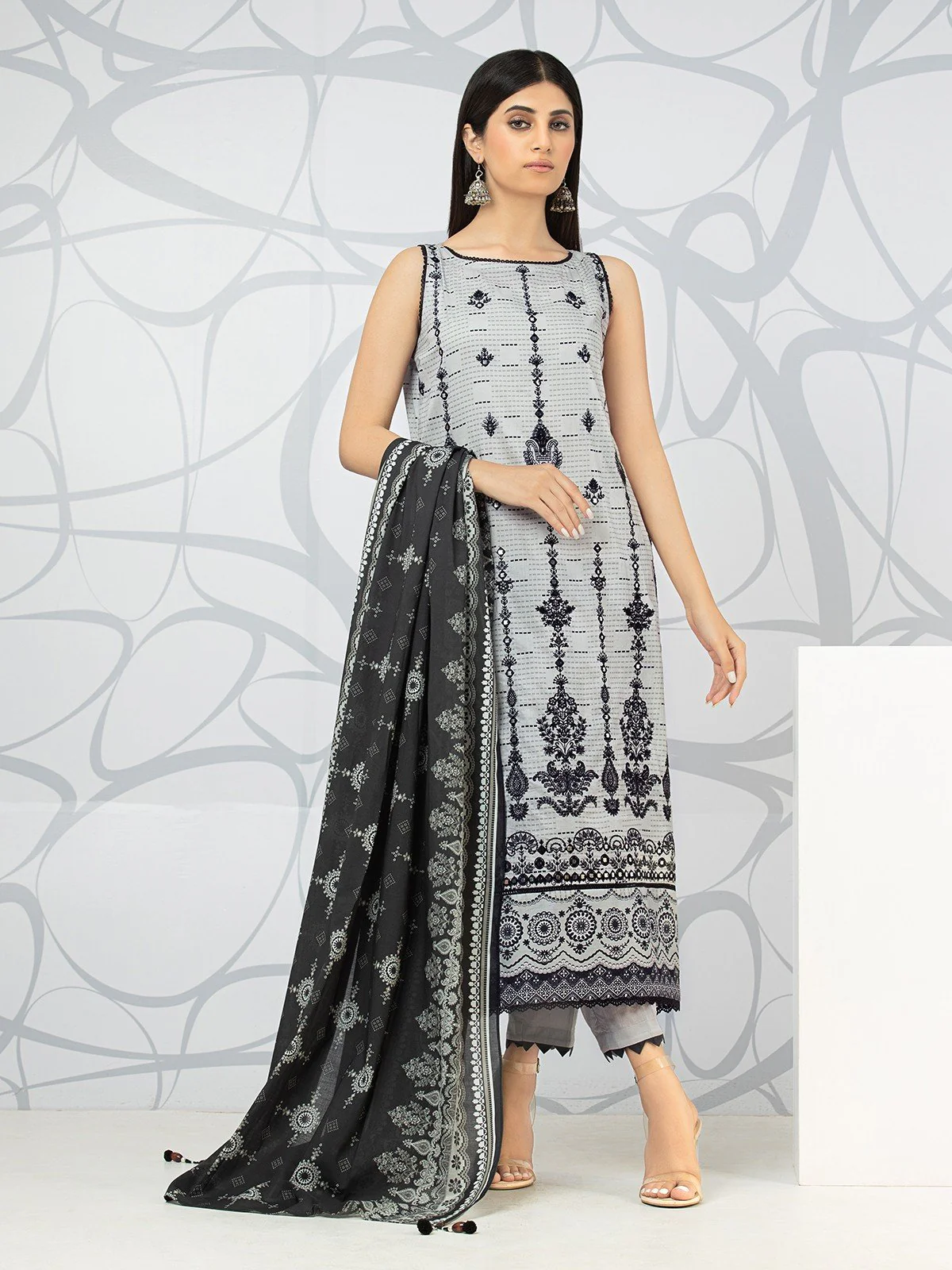 Embroidered Lawn Shirt - EWU22V1-23706S