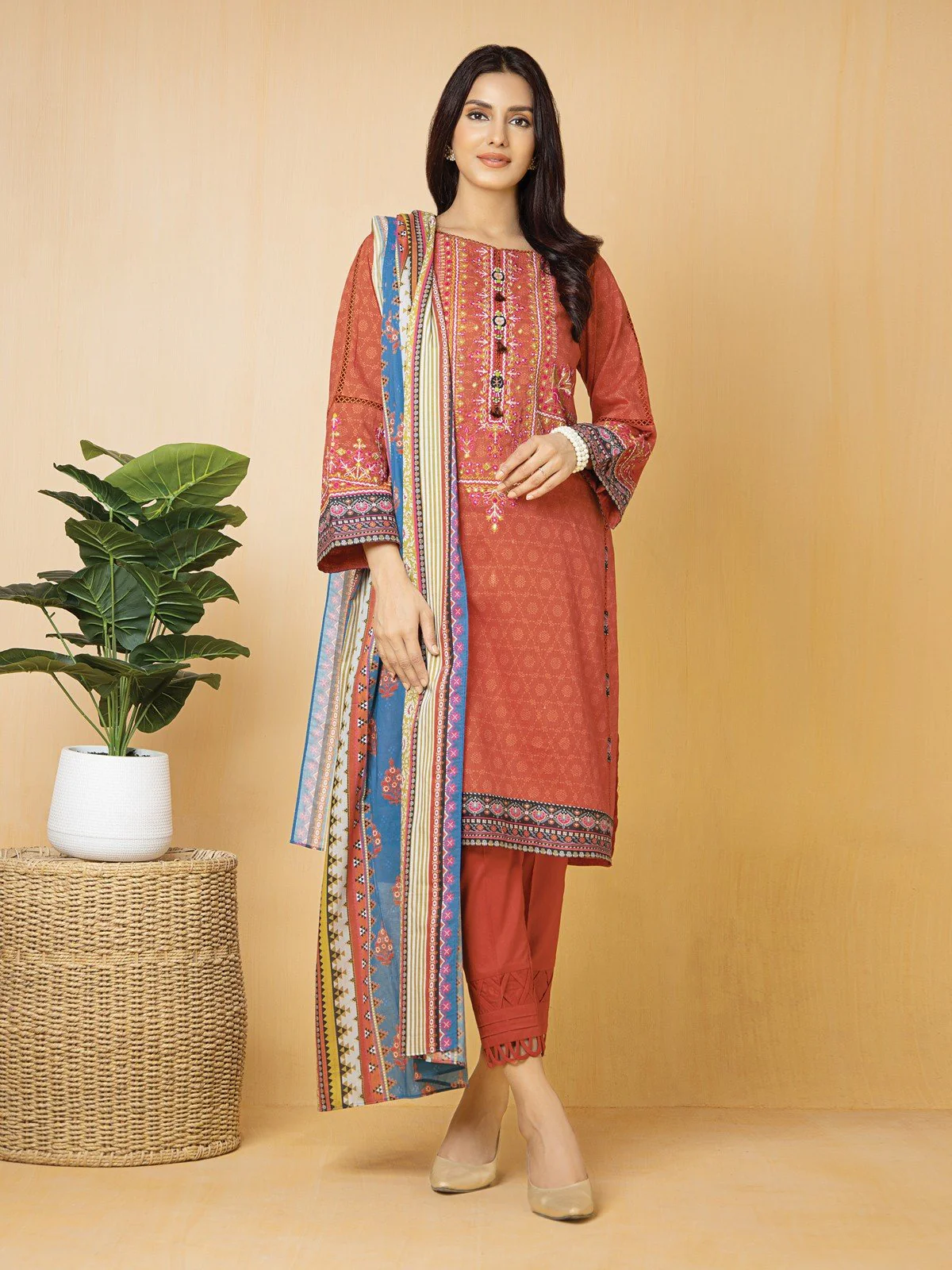 Embroidered Lawn Shirt - EWU22V1-23713S