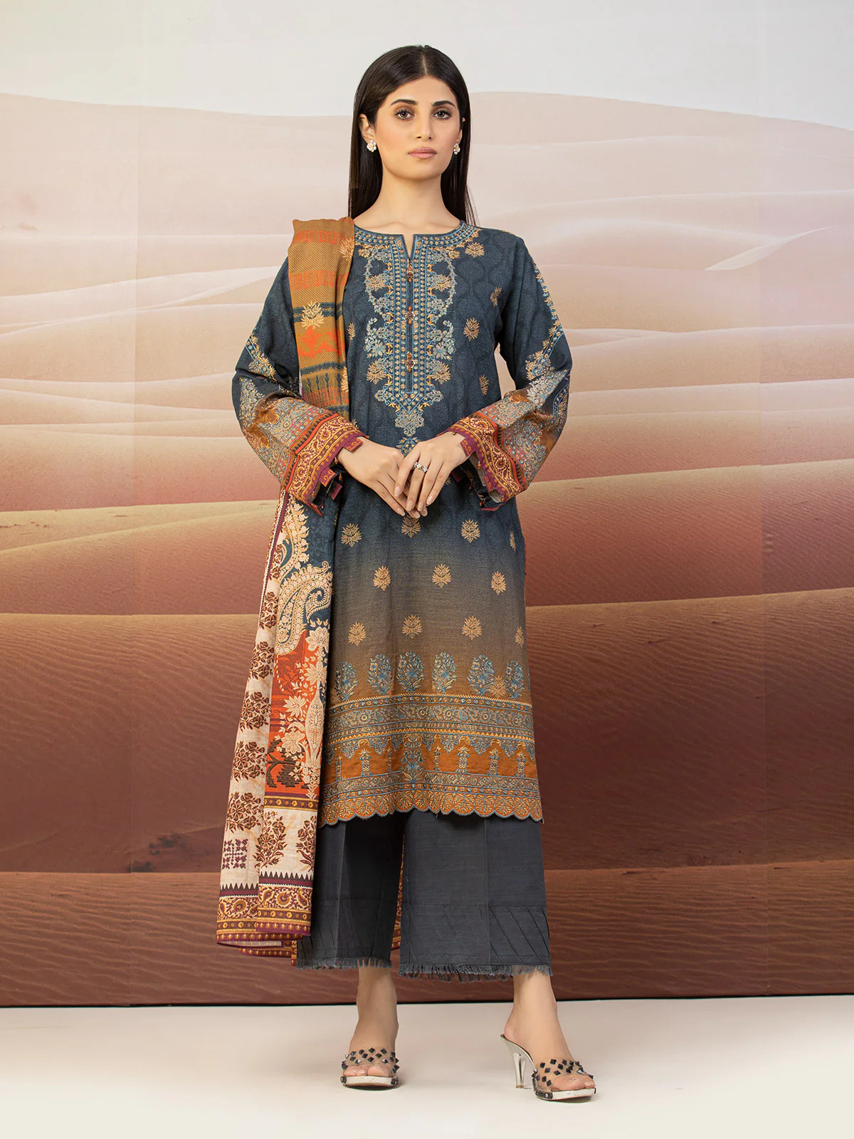 Embroidered Khaddar Shirt Dupatta - EWU22V11-25023SD - Image 6