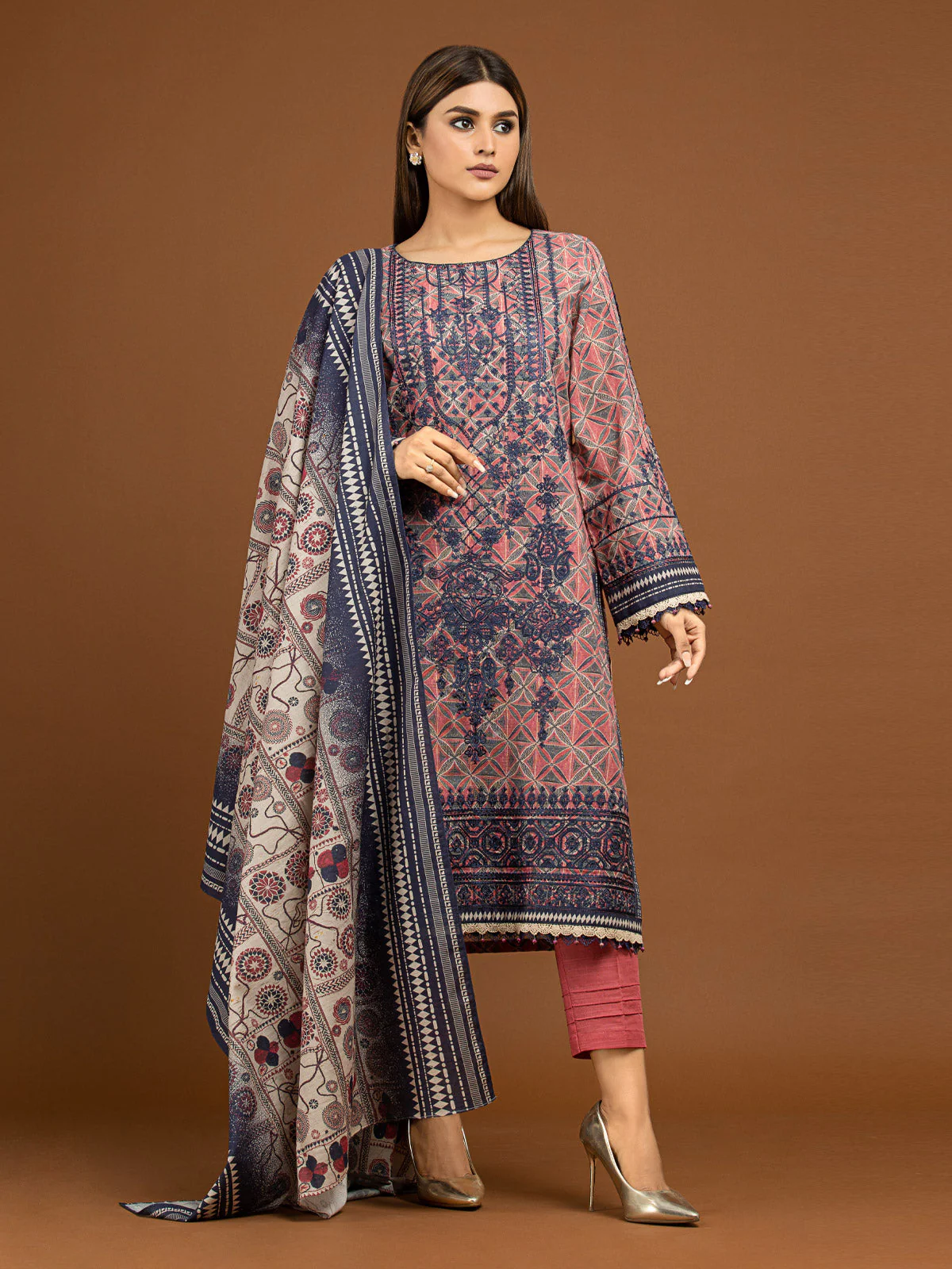 Embroidered Khaddar Suit - EWU22V11-25024XXL