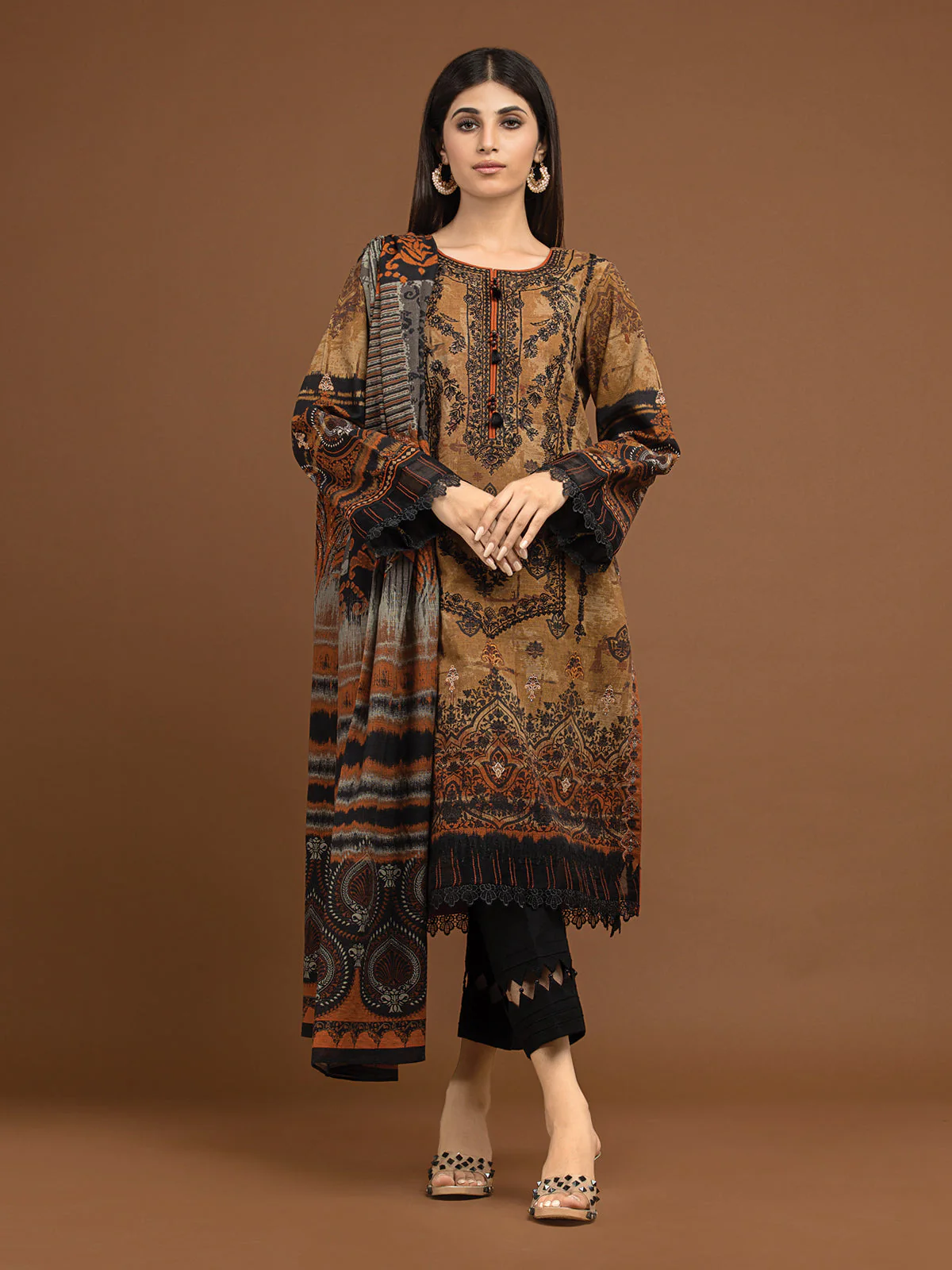 Embroidered Khaddar Suit - EWU22V11-25027XXL