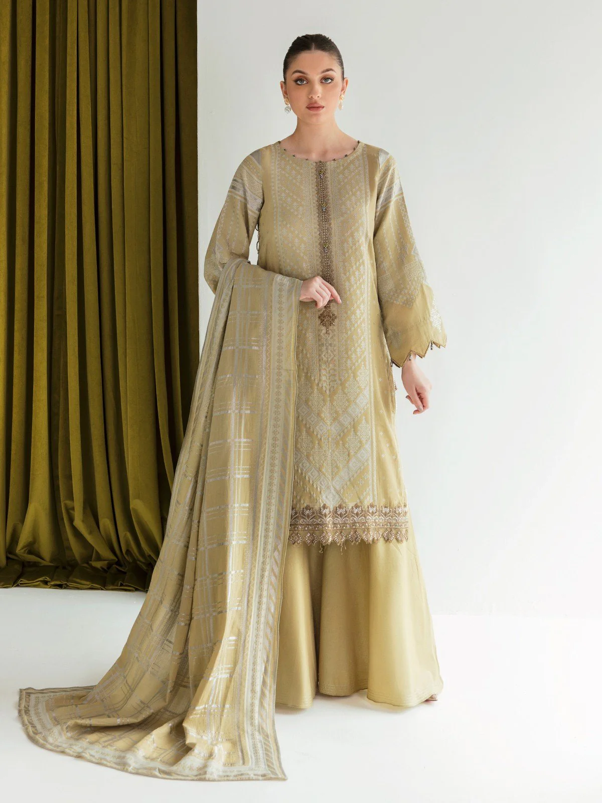 Embroidered Cotton Jacquard Suit - EWU22V3-23724