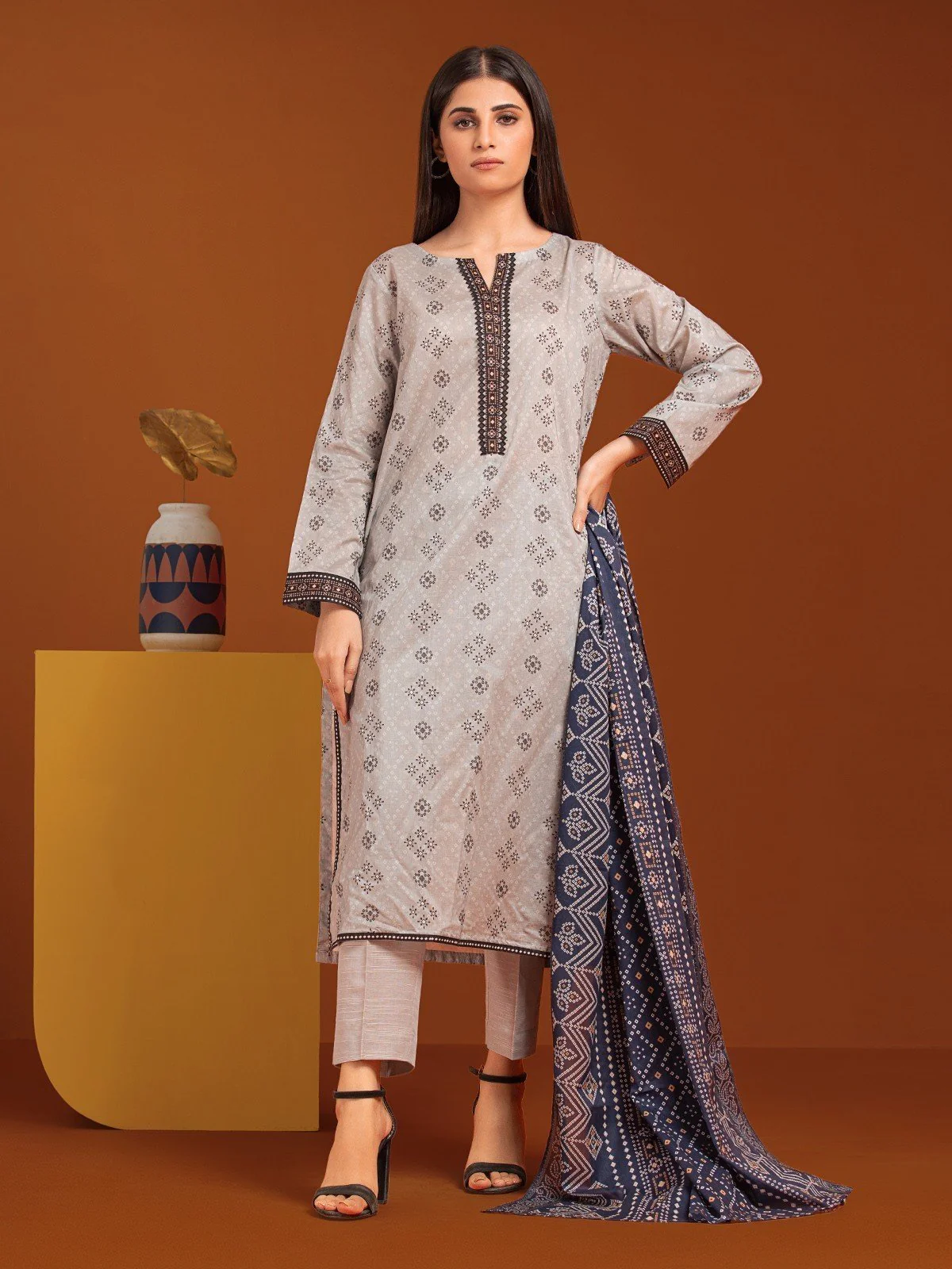 Printed Khaddar Shirt - EWU23A3-27071S