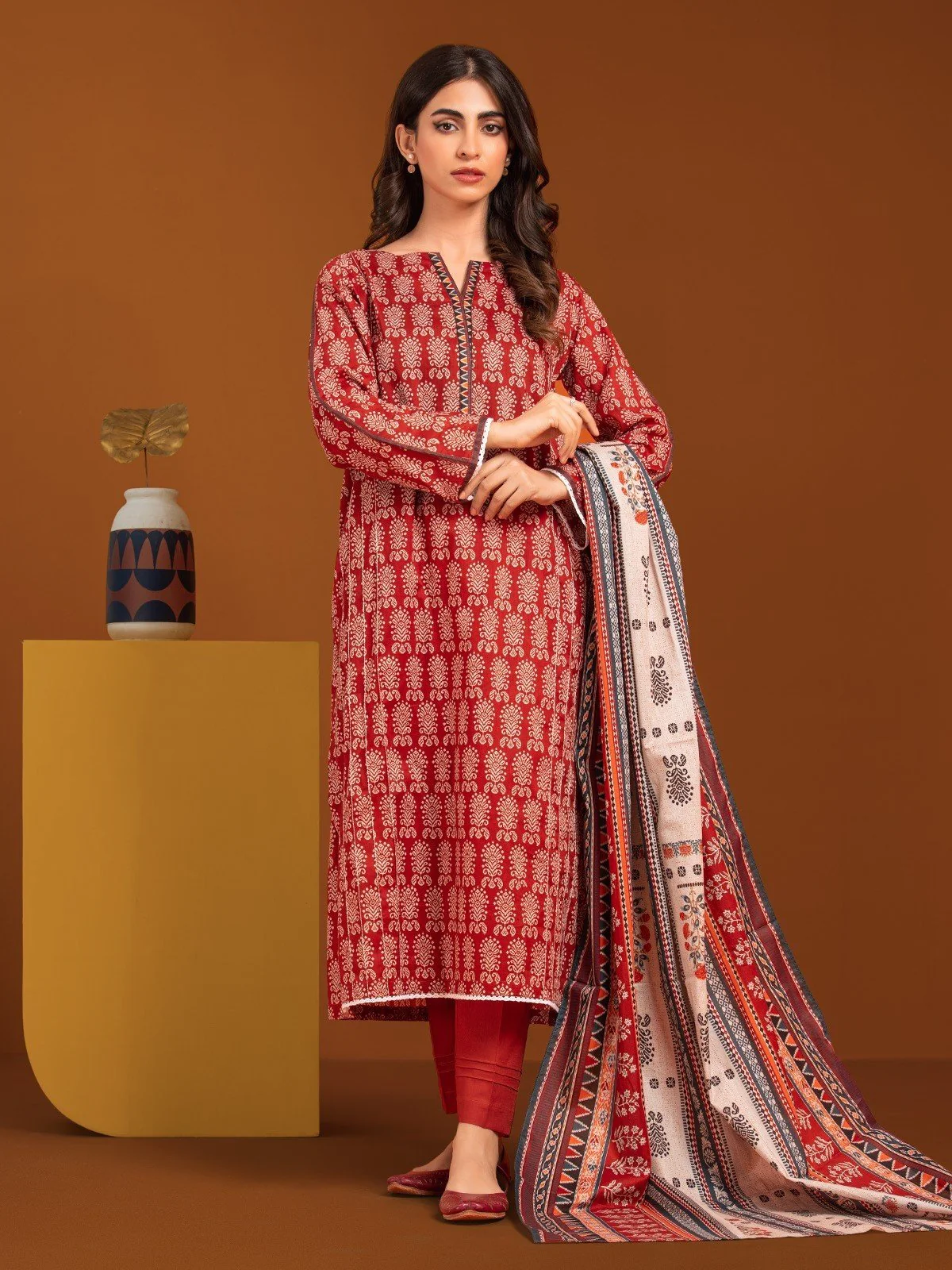 Printed Khaddar Suit - EWU23A3-27088-3P