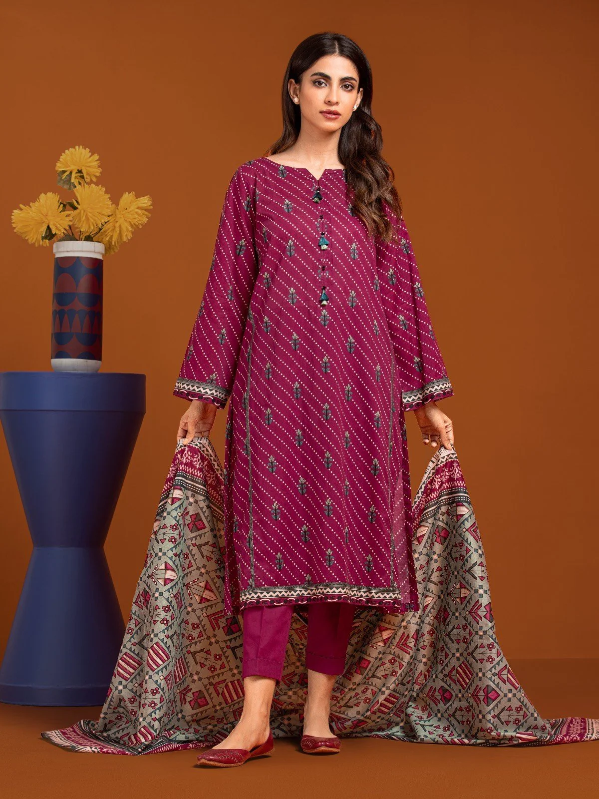 Printed Khaddar Suit - EWU23A3-27150-3P