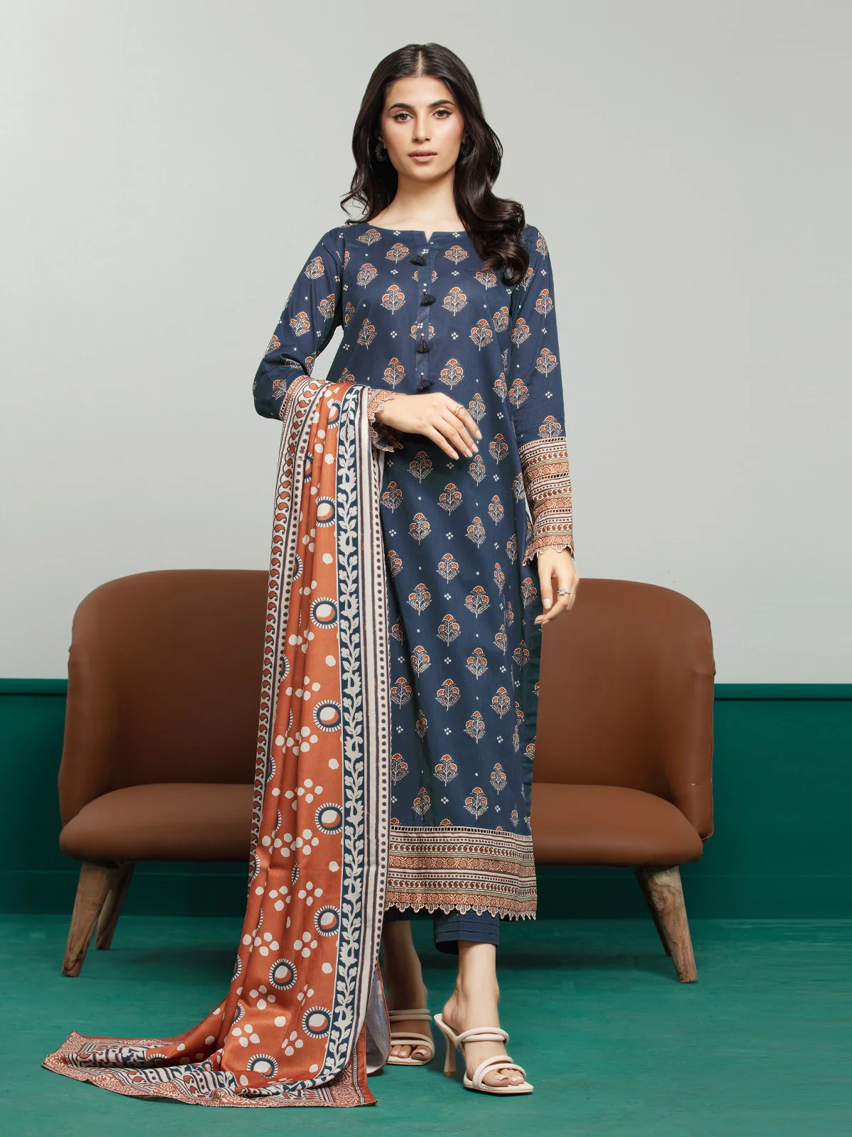 Printed Khaddar Shirt Dupatta - EWU23A3S-27611SD