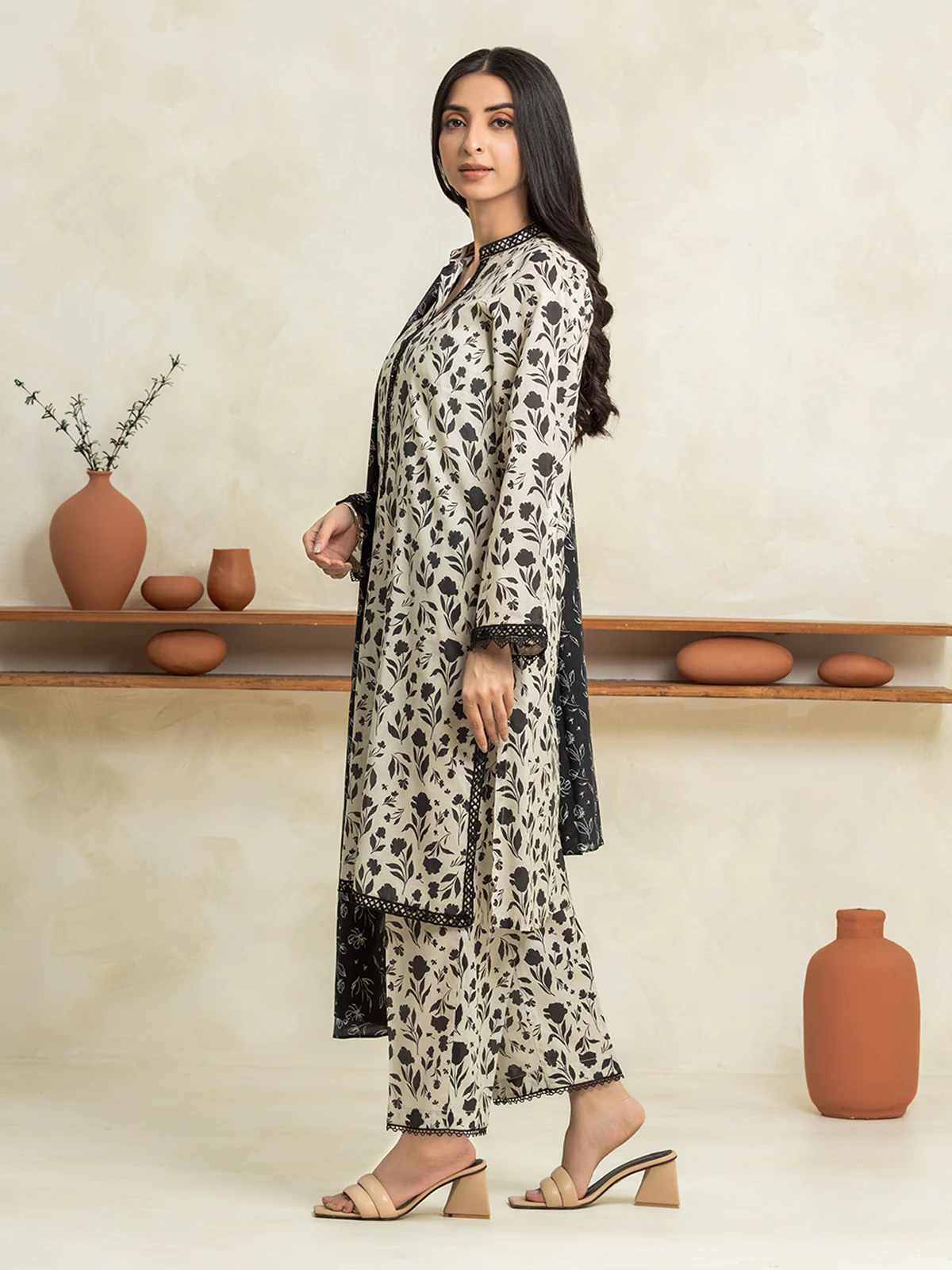 Printed Lawn Suit - EWU24A1-29019-3P - Image 2