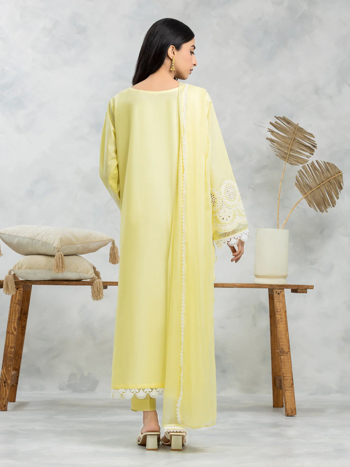 Embroidered Cambric Suit - EWU24V2-28621-3P - Image 5