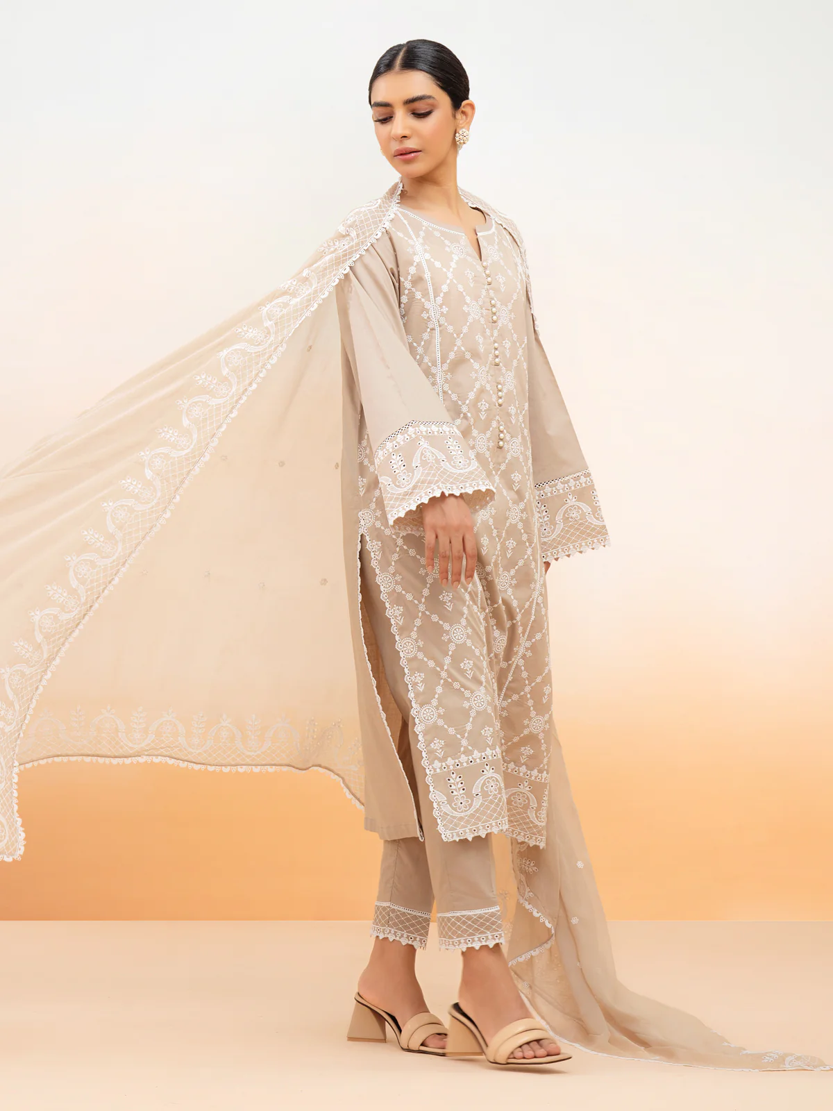 Embroidered Cambric Suit - EWU24V2-28640-3P - Image 2