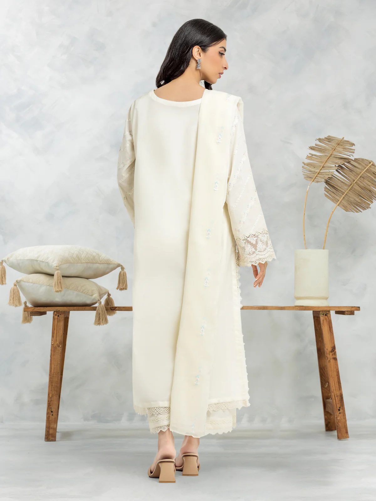 Embroidered Cambric Suit - EWU24V2-30107-3P - Image 4
