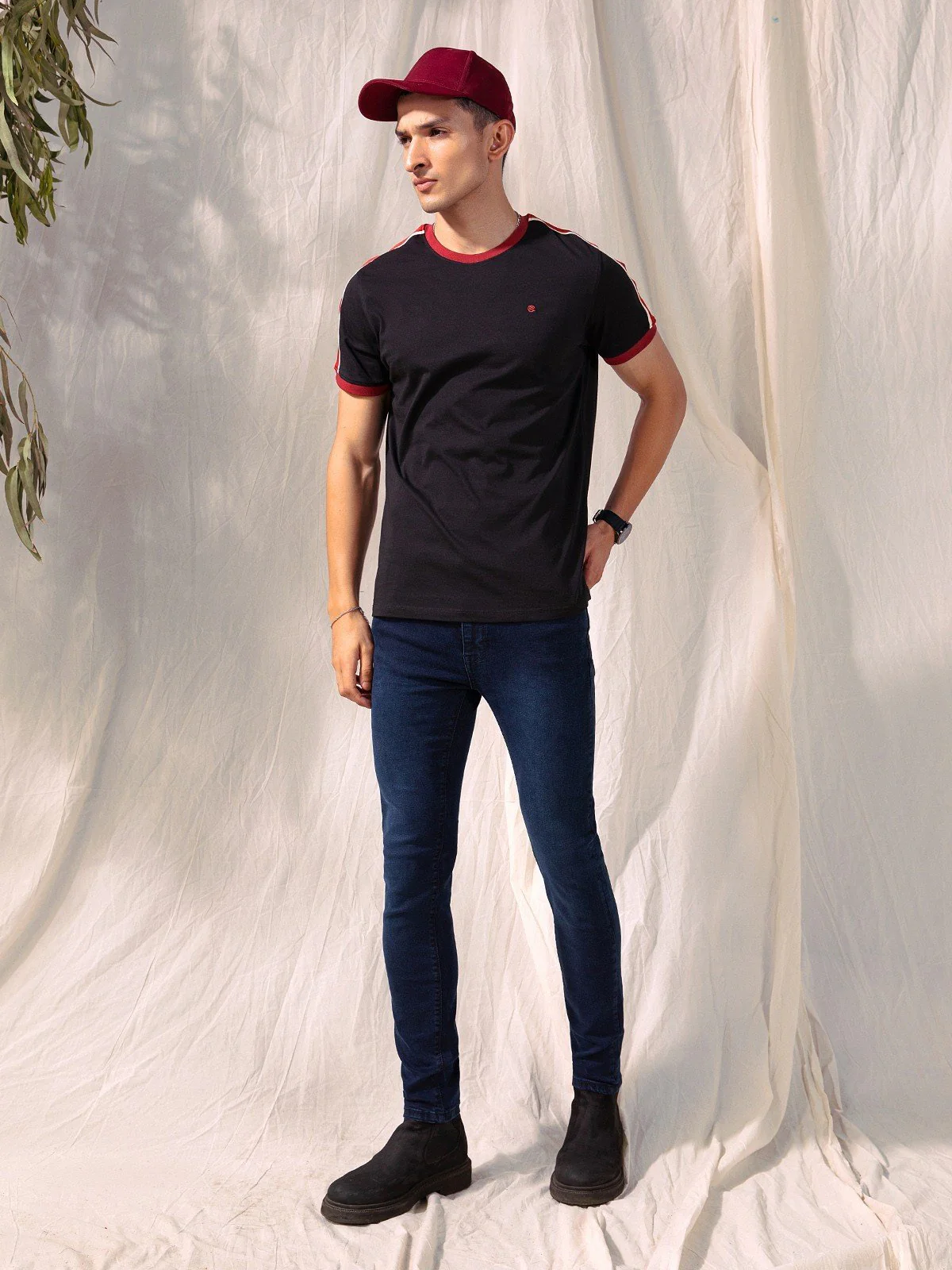 Crew Neck Classic Tee - EMTGT23-018 - Image 3