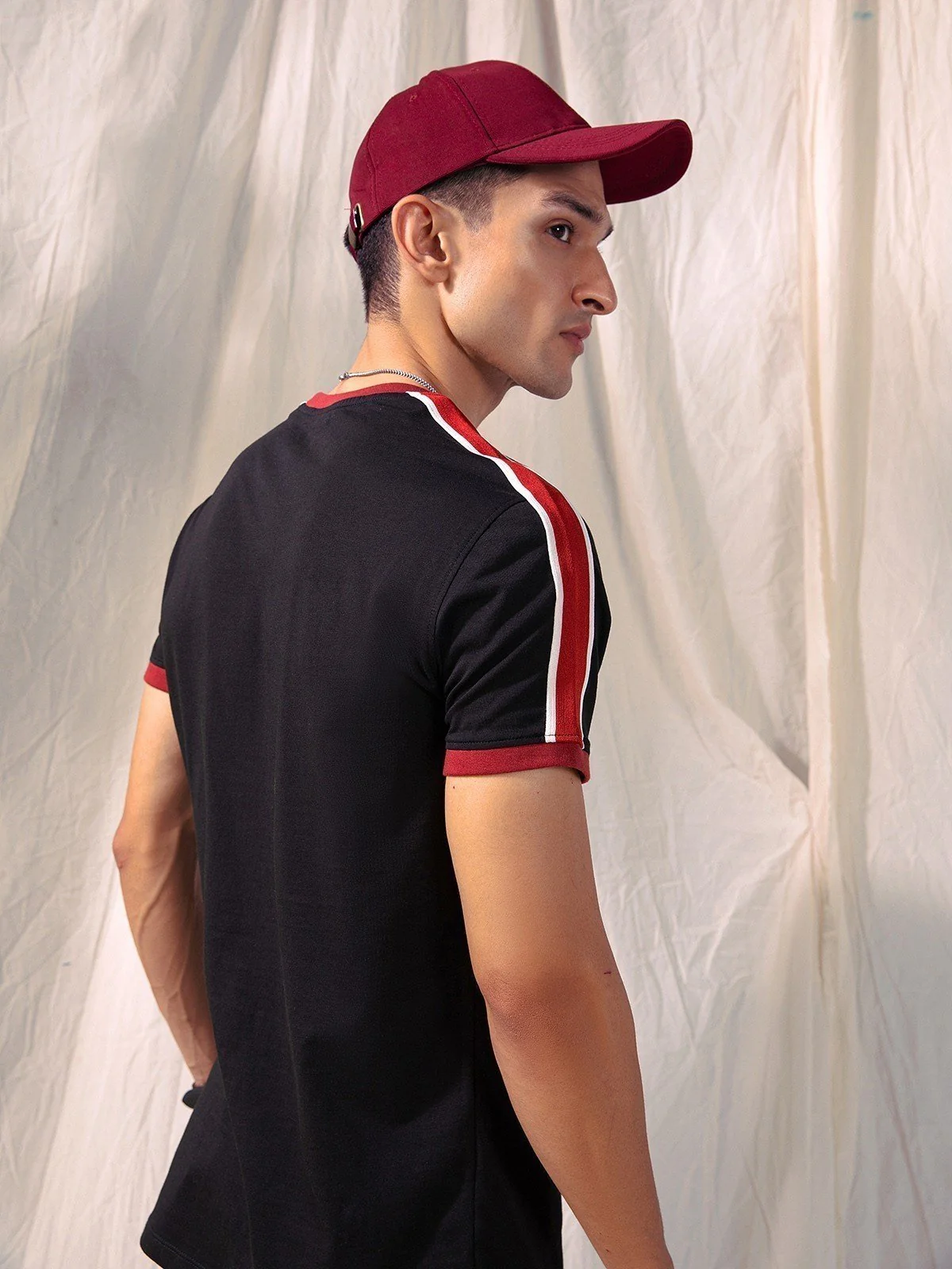 Crew Neck Classic Tee - EMTGT23-018 - Image 5