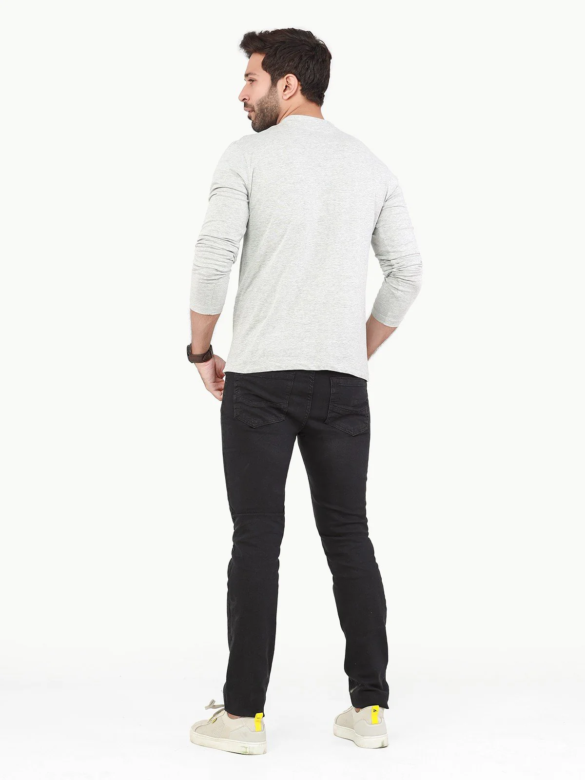 V-Neck Basic Tee - EMTBF22-010 - Image 5